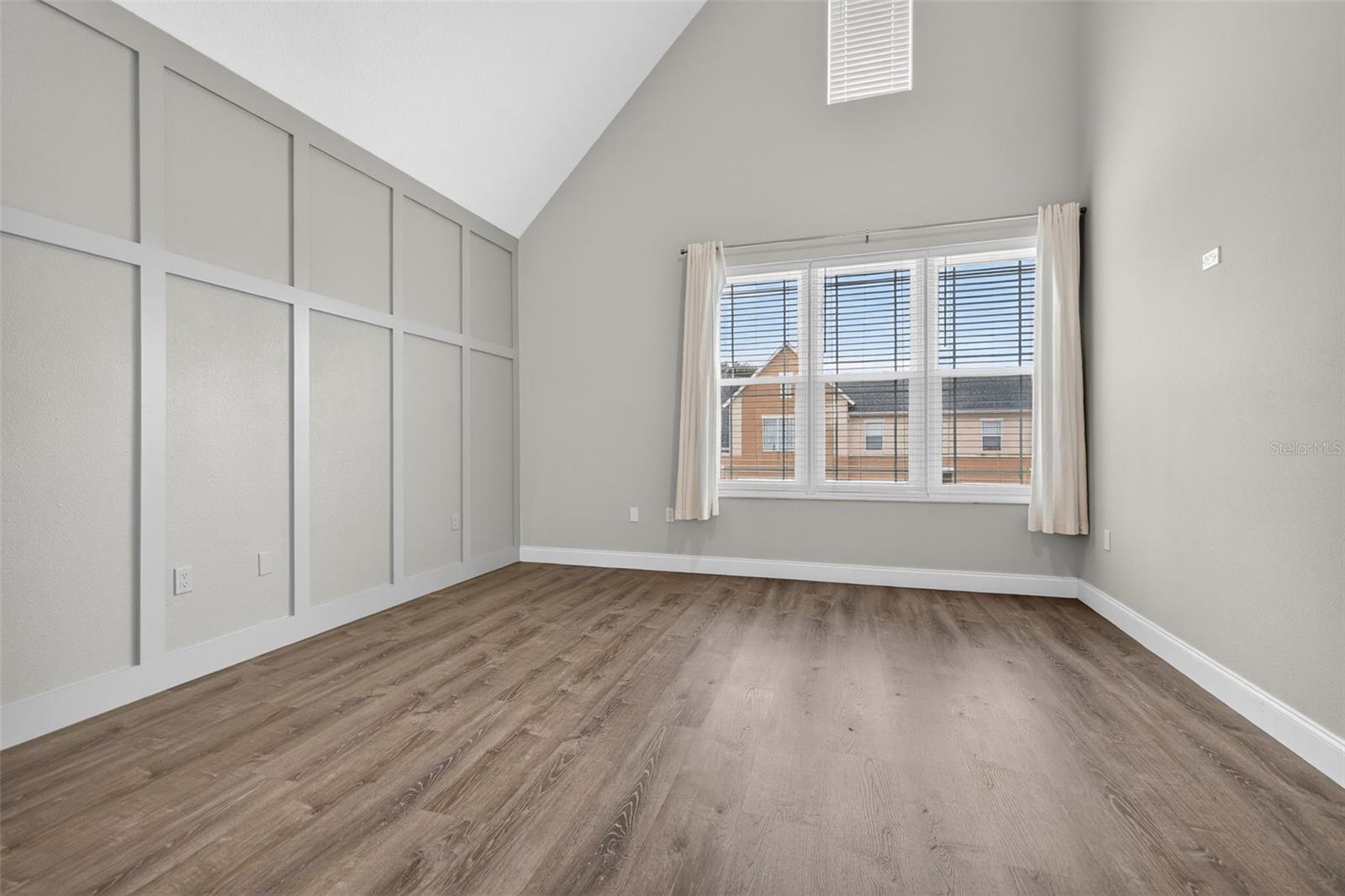 Image 22 of 35 For 4362 Tyler Circle N