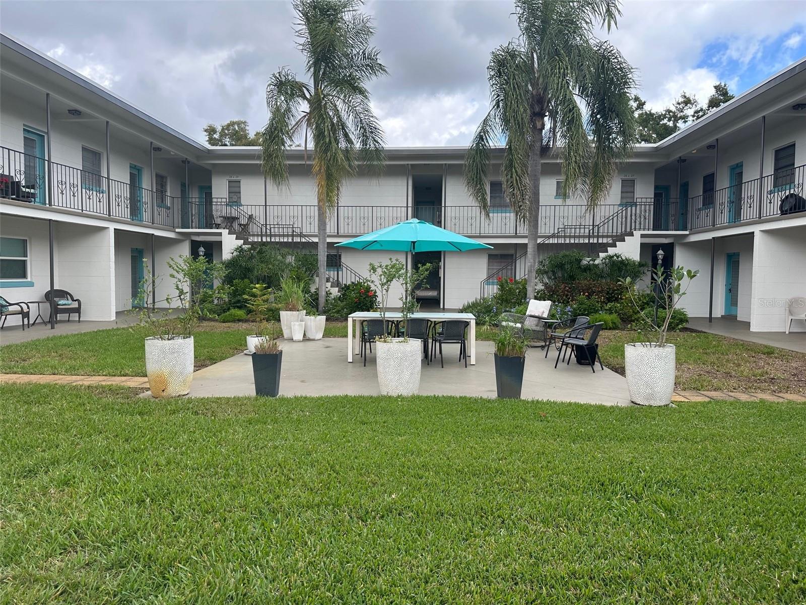 Image 8 of 8 For 527 9th Avenue N 14