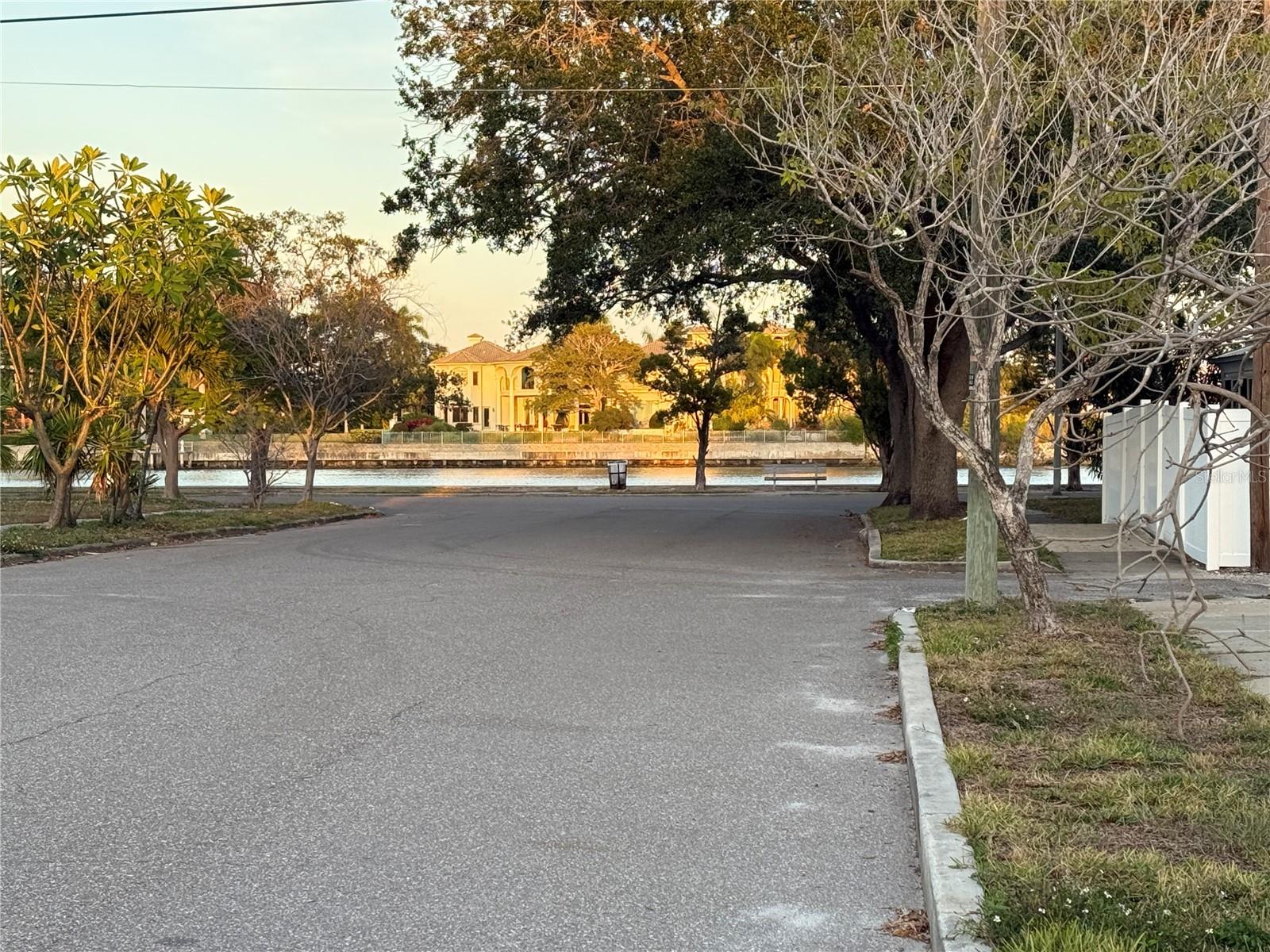 Image 2 of 4 For 401 Columbia Drive