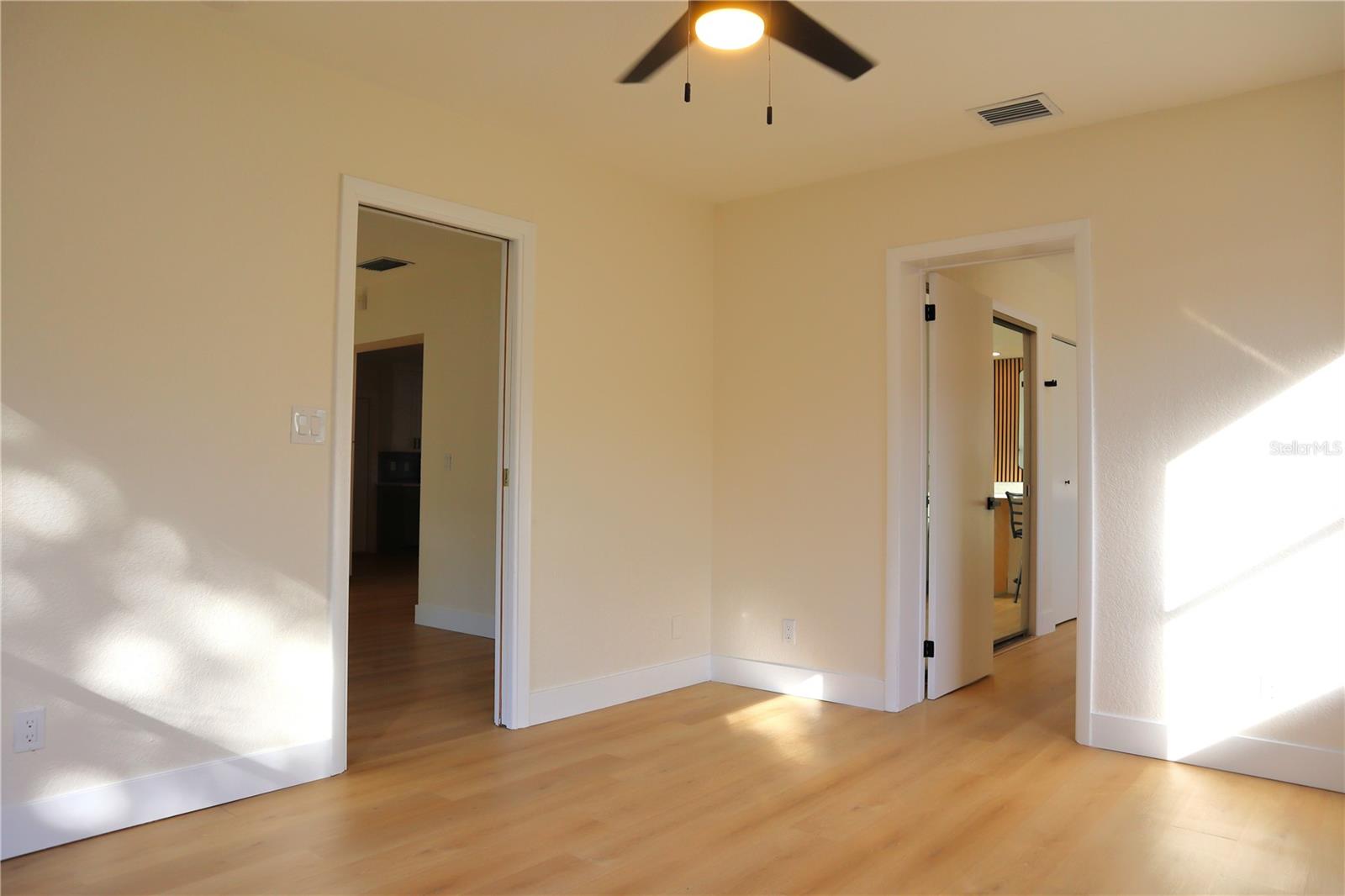 Image 10 of 21 For 3530 25th Avenue N