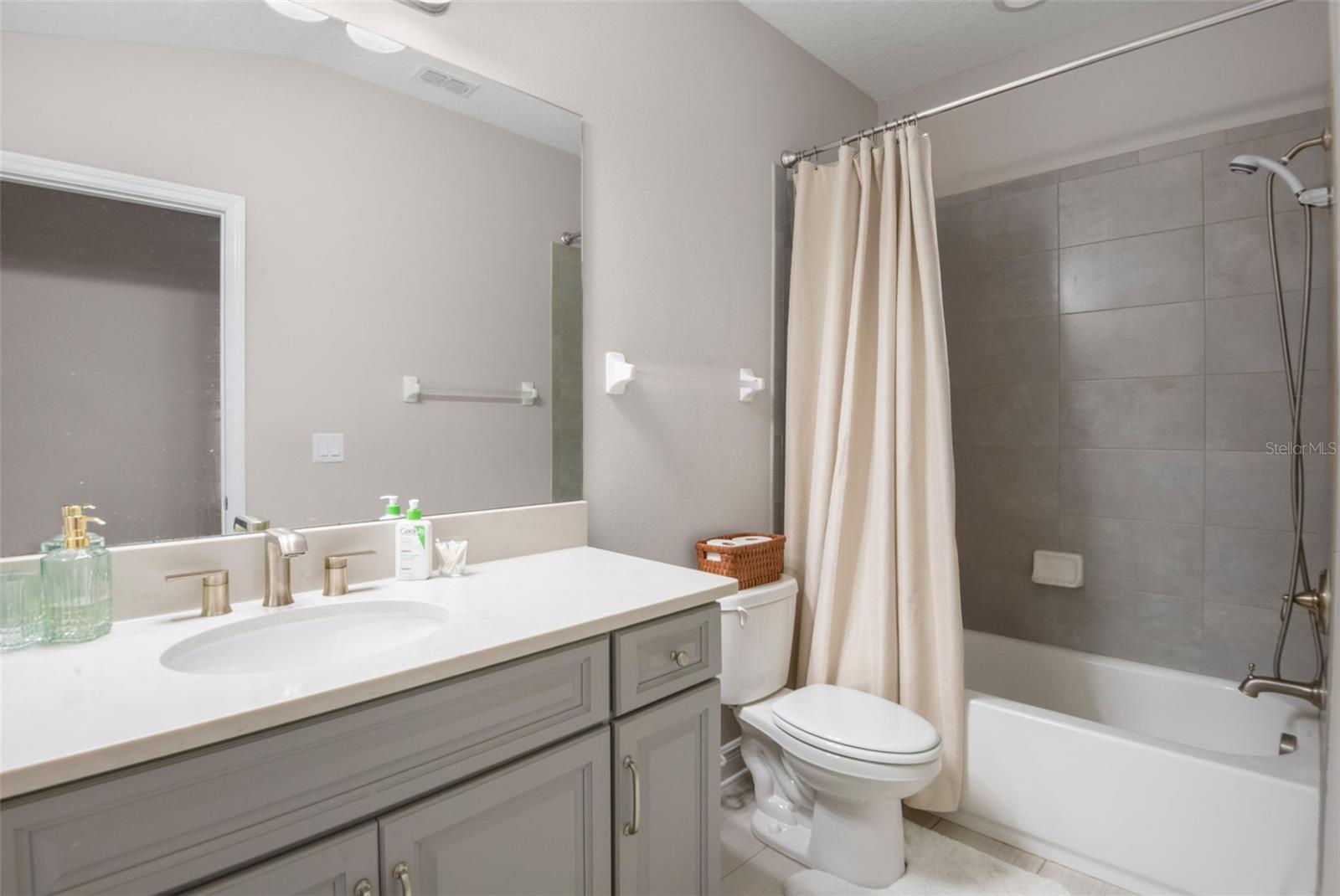 Image 22 of 30 For 2427 Foggy Creek Circle