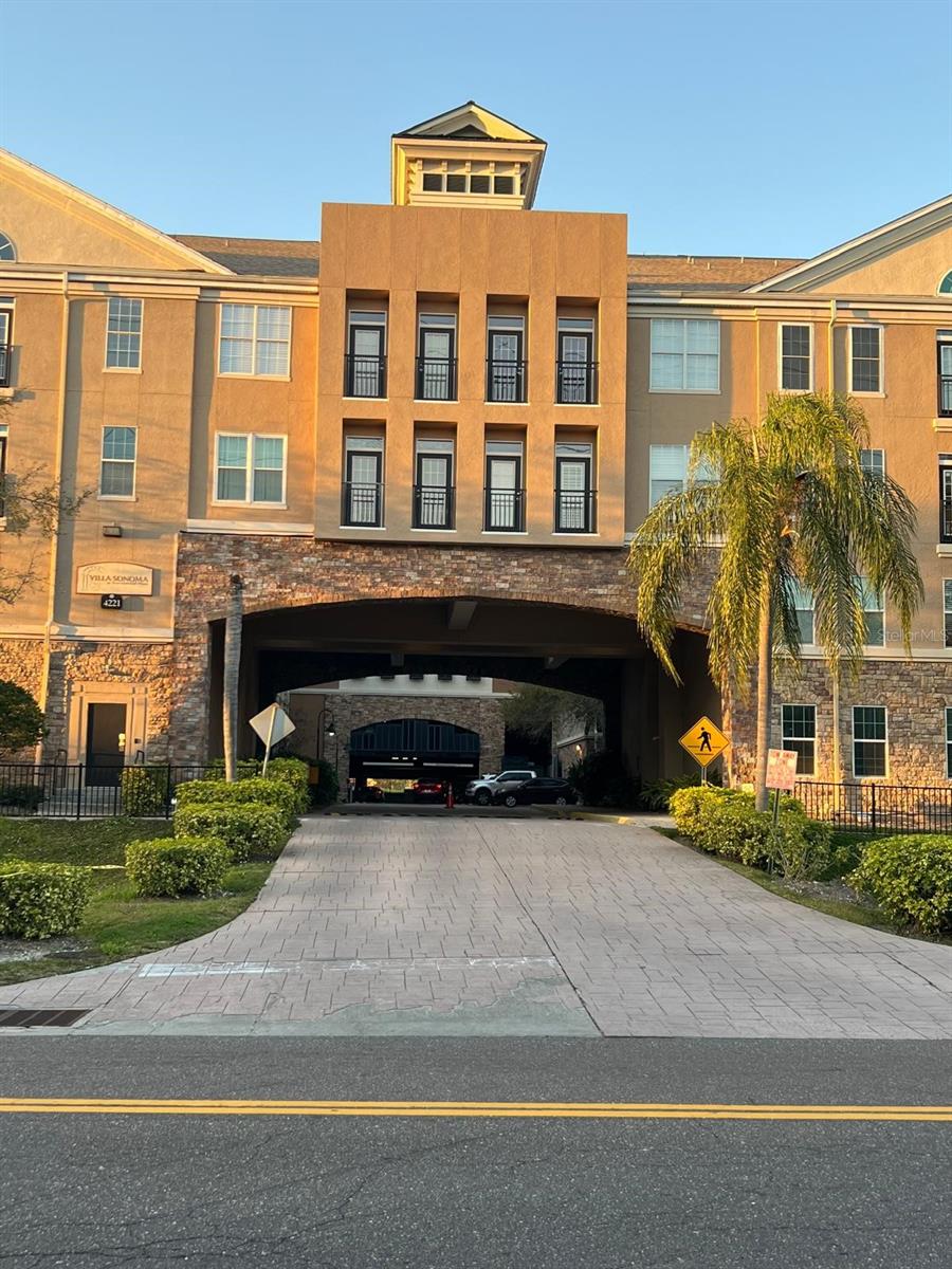 Details for 4221 Spruce Street 2222, TAMPA, FL 33607