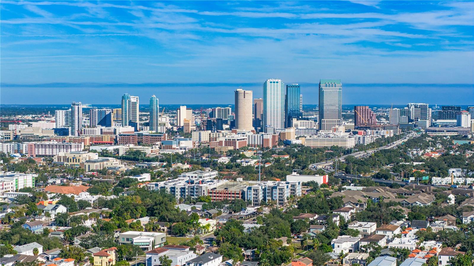 Image 37 of 40 For 2421 Horatio  835