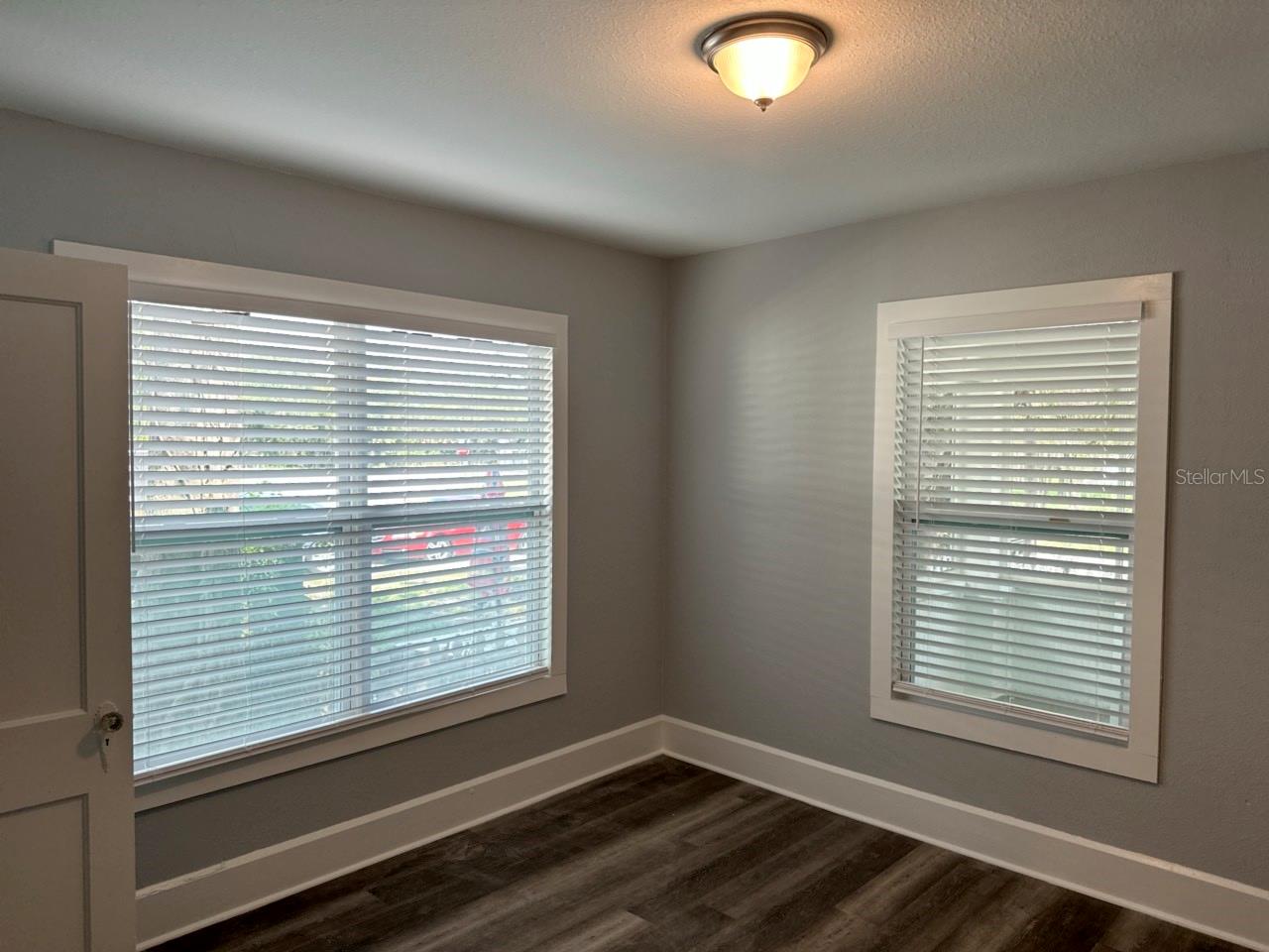 Image 6 of 18 For 525 29th Avenue S