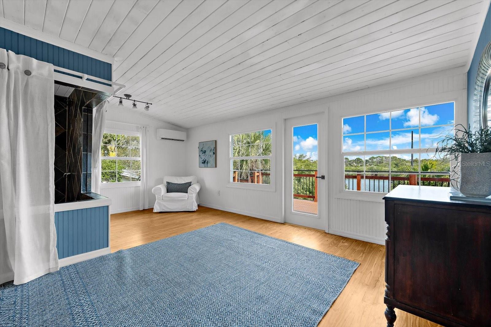 Image 30 of 78 For 628 Mayo Street