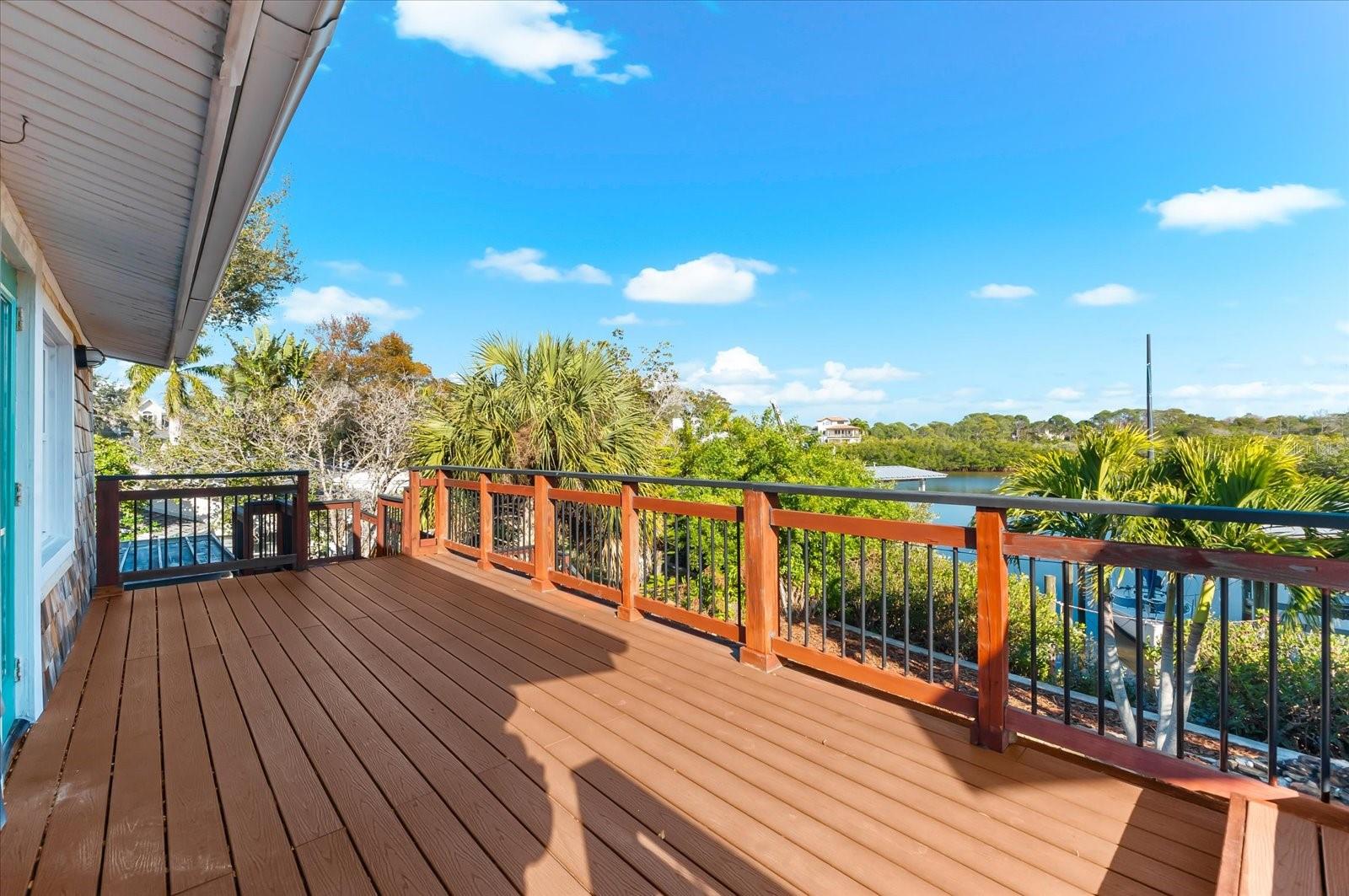 Image 32 of 78 For 628 Mayo Street