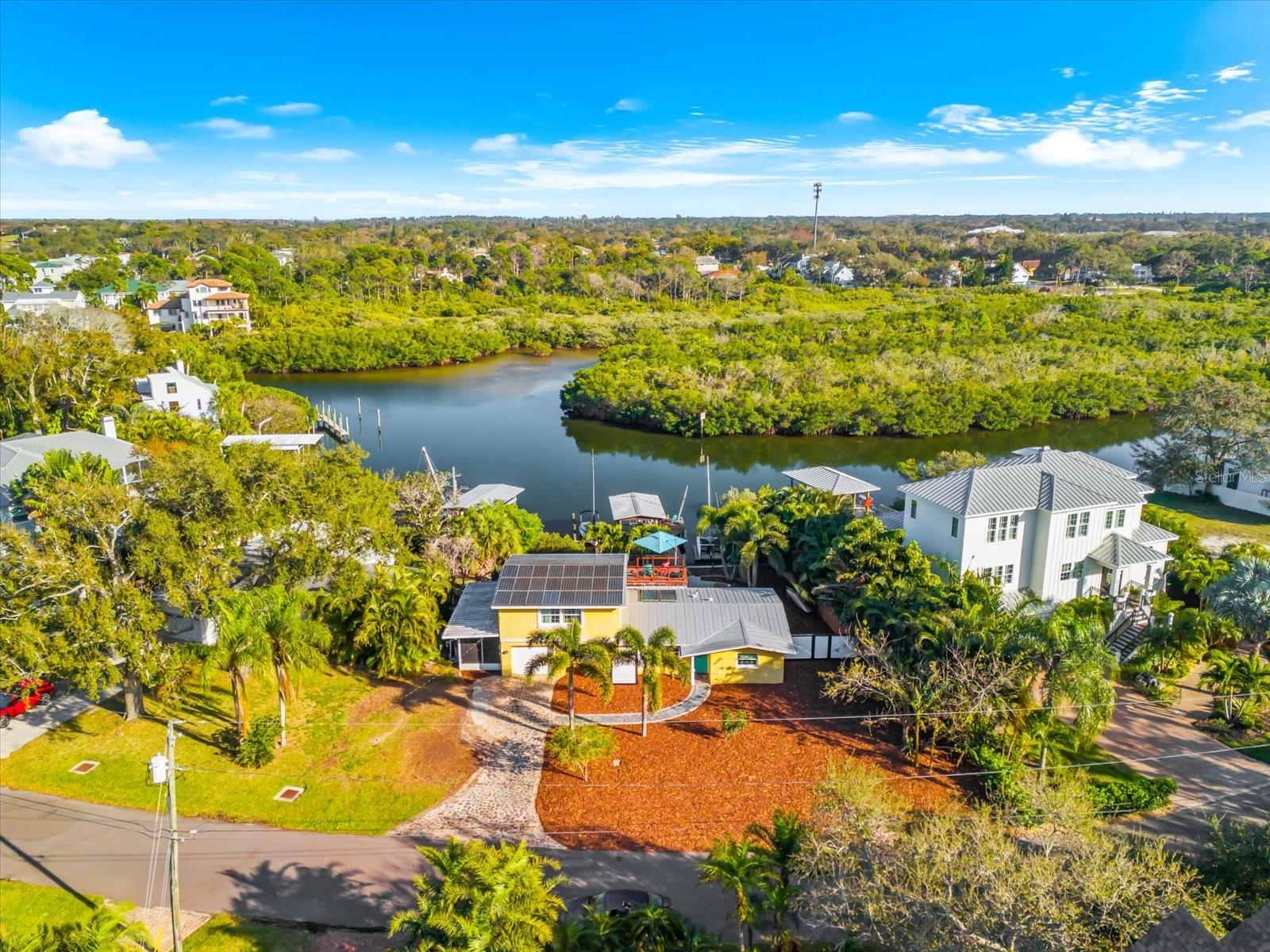 Image 62 of 78 For 628 Mayo Street