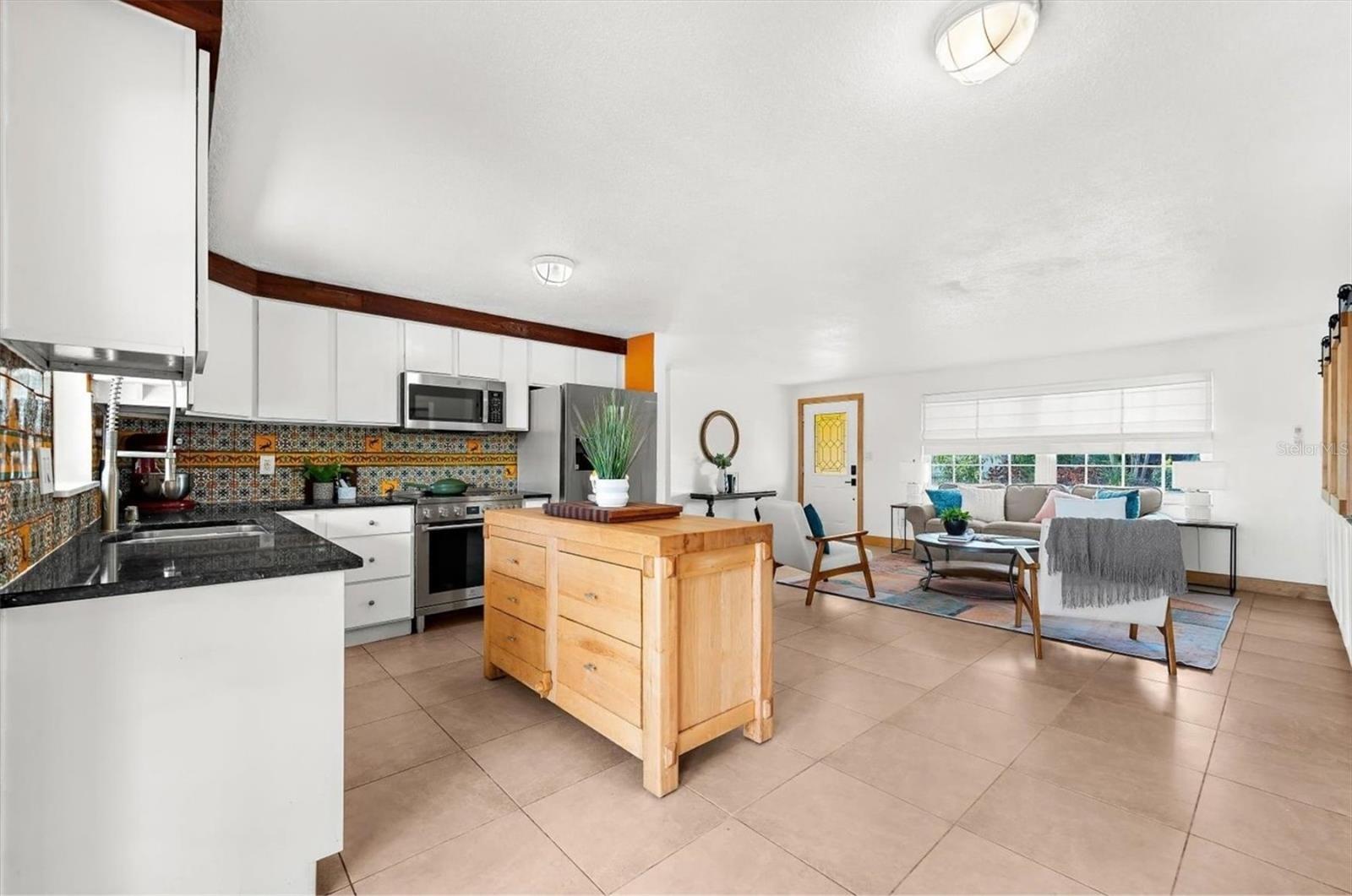 Image 7 of 78 For 628 Mayo Street