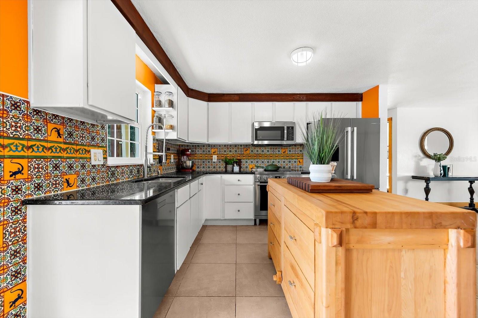 Image 8 of 78 For 628 Mayo Street