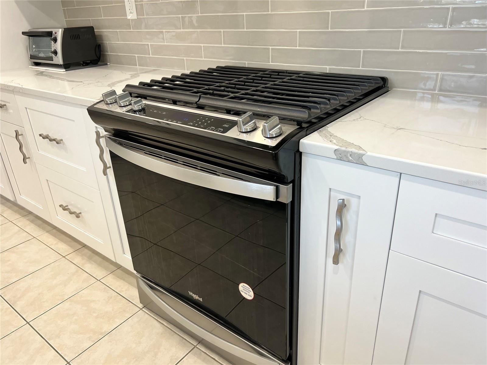 Image 7 of 30 For 10036 63rd Avenue N 22