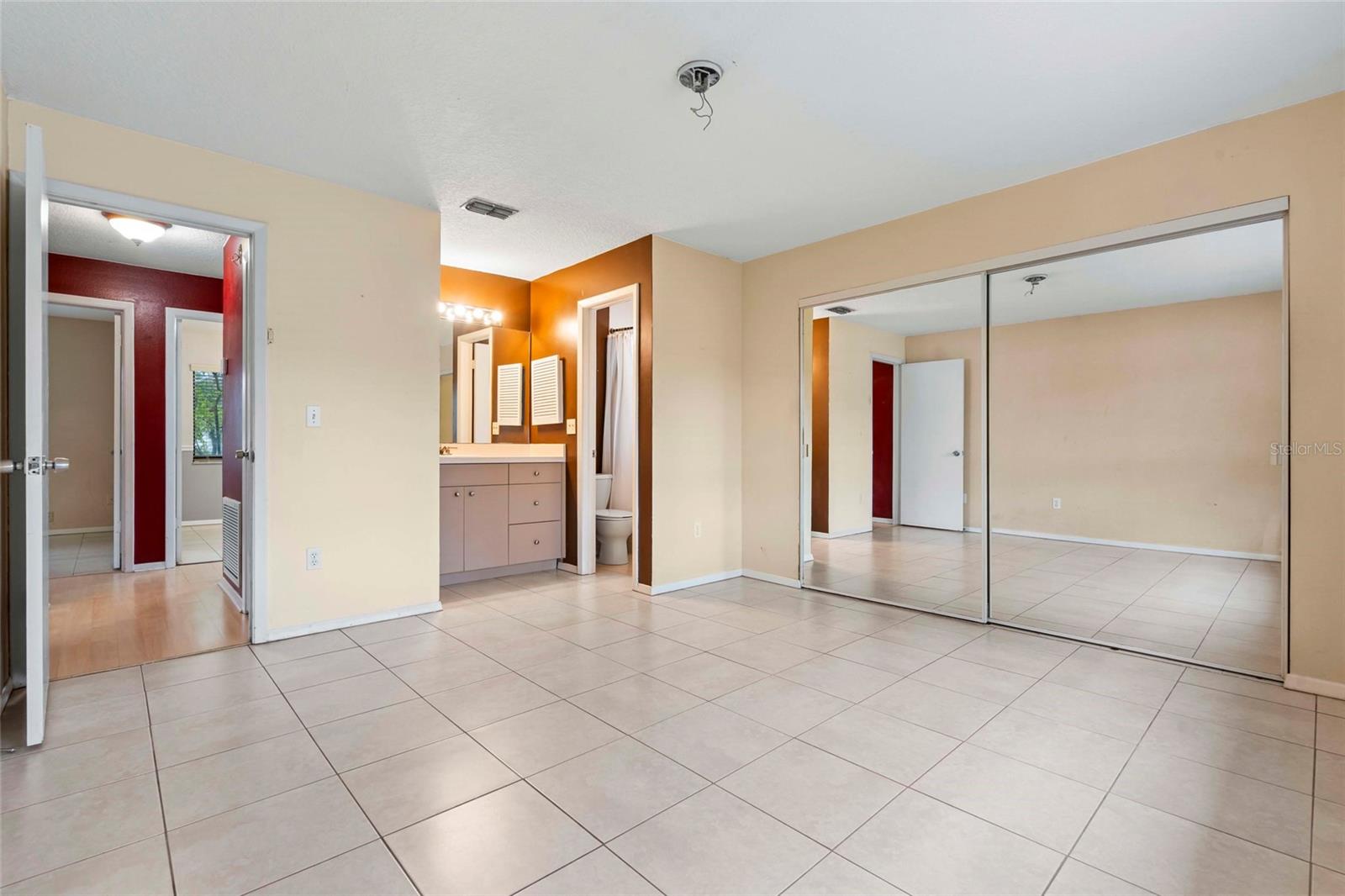 Image 18 of 26 For 5002 Pennsbury Drive