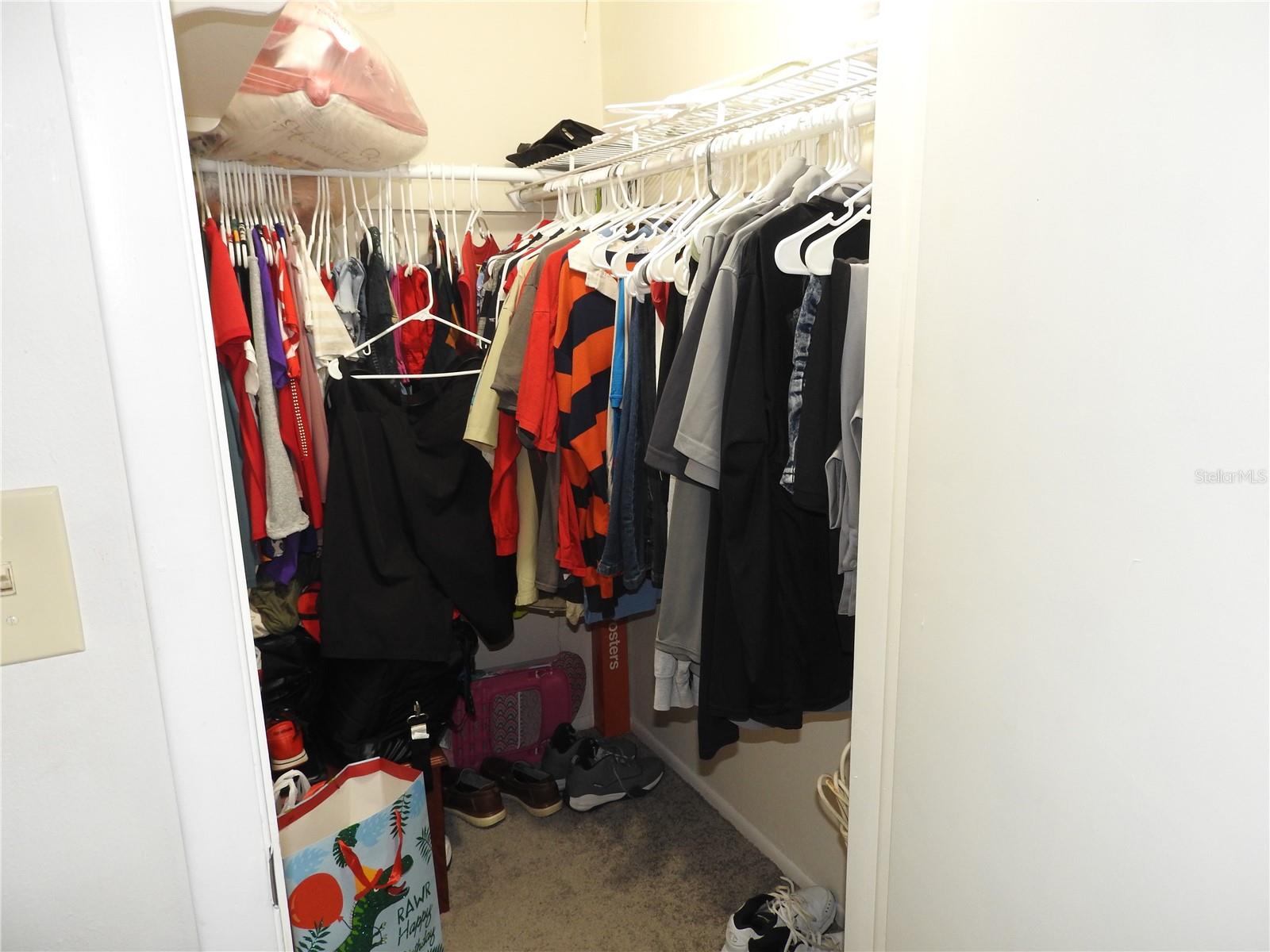 Listing photo id 20 for 1324 Viking Drive