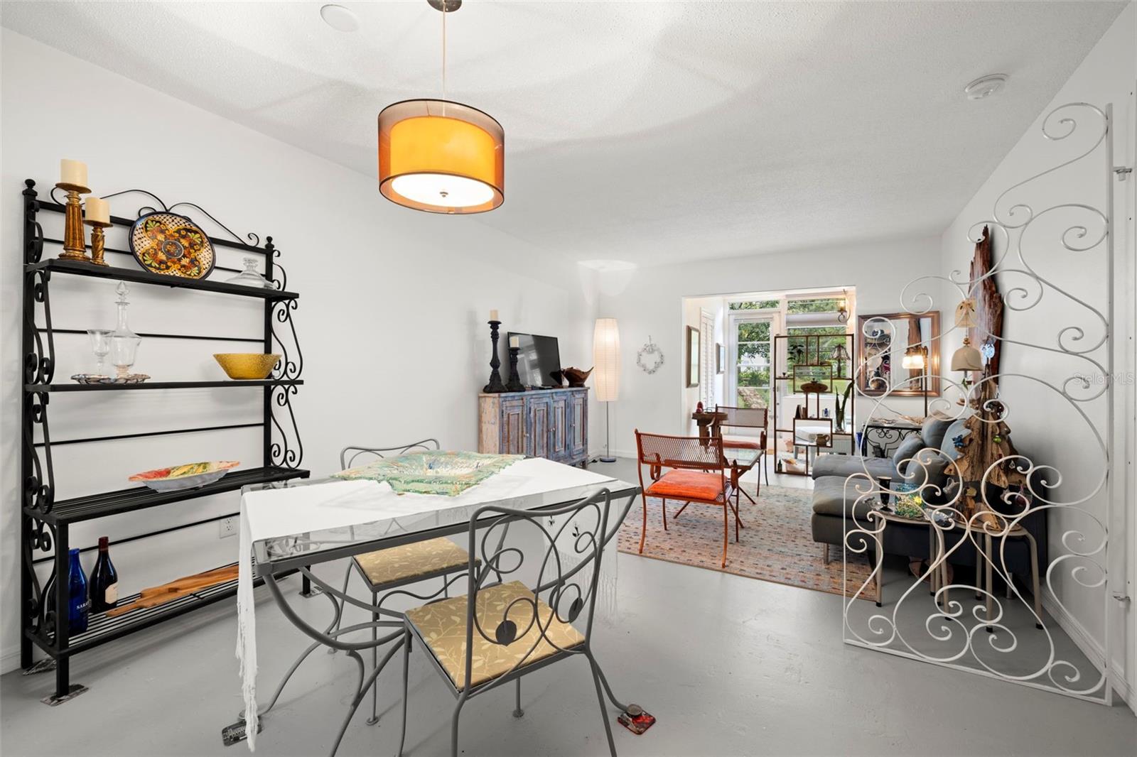 Image 5 of 34 For 300 Clyde Lane 106