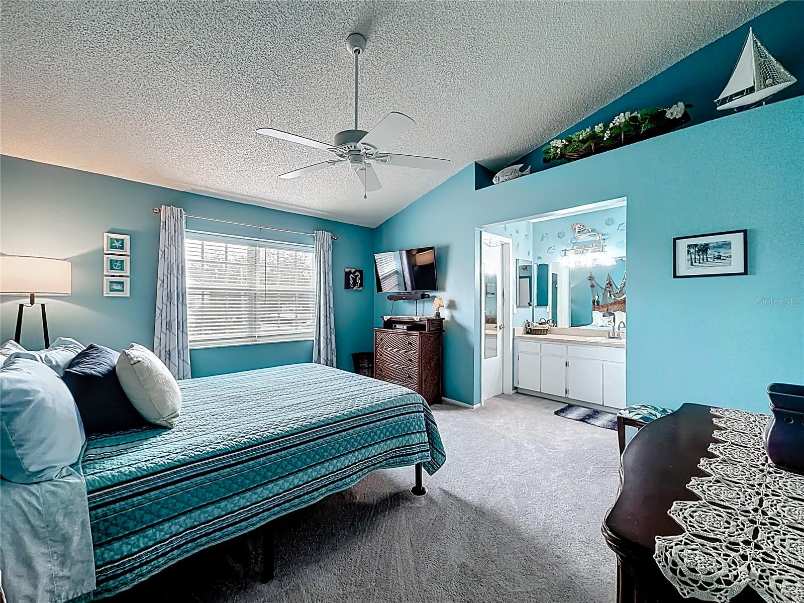 Image 17 of 43 For 502 Bough Avenue