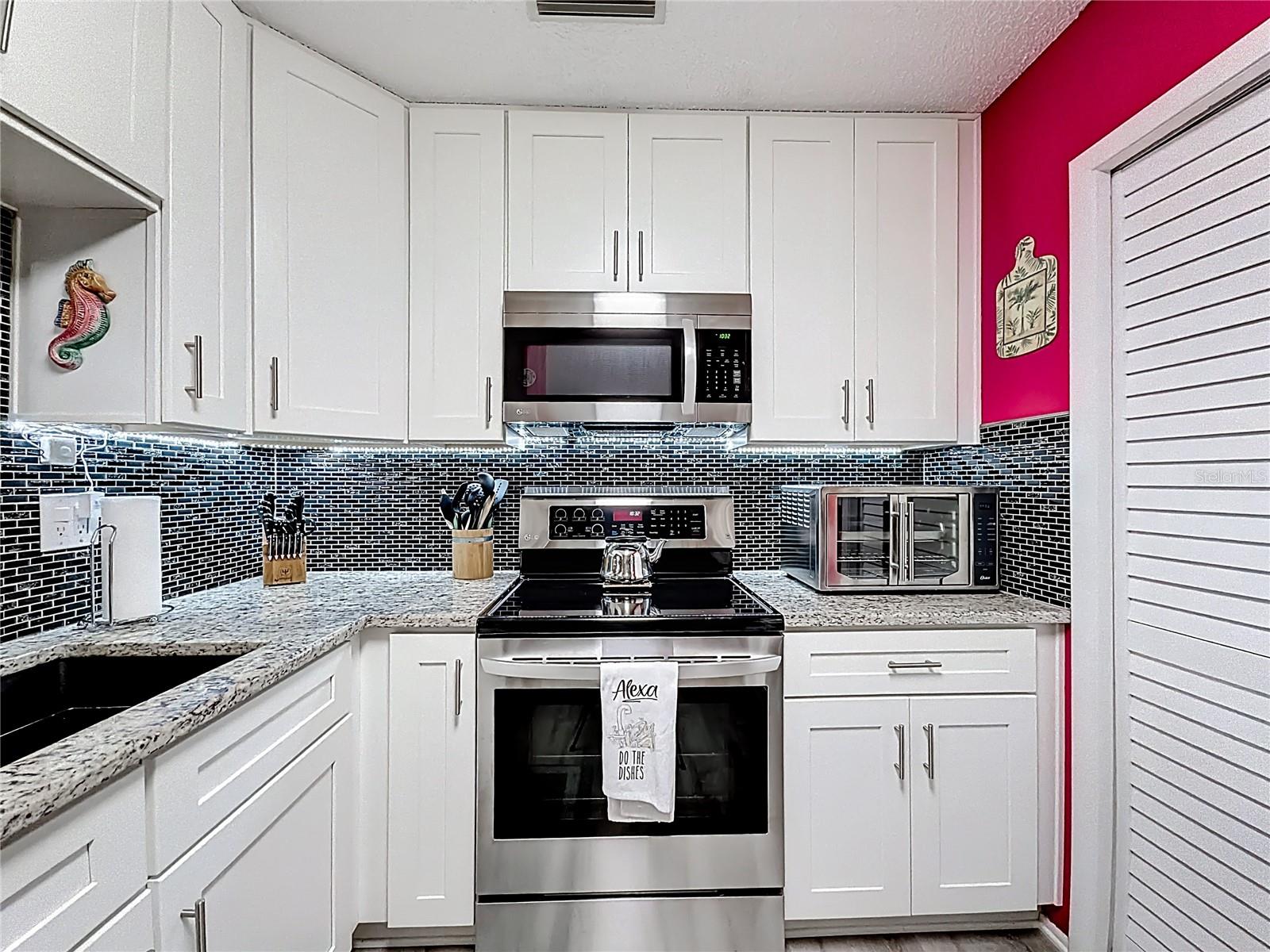 Image 9 of 43 For 502 Bough Avenue