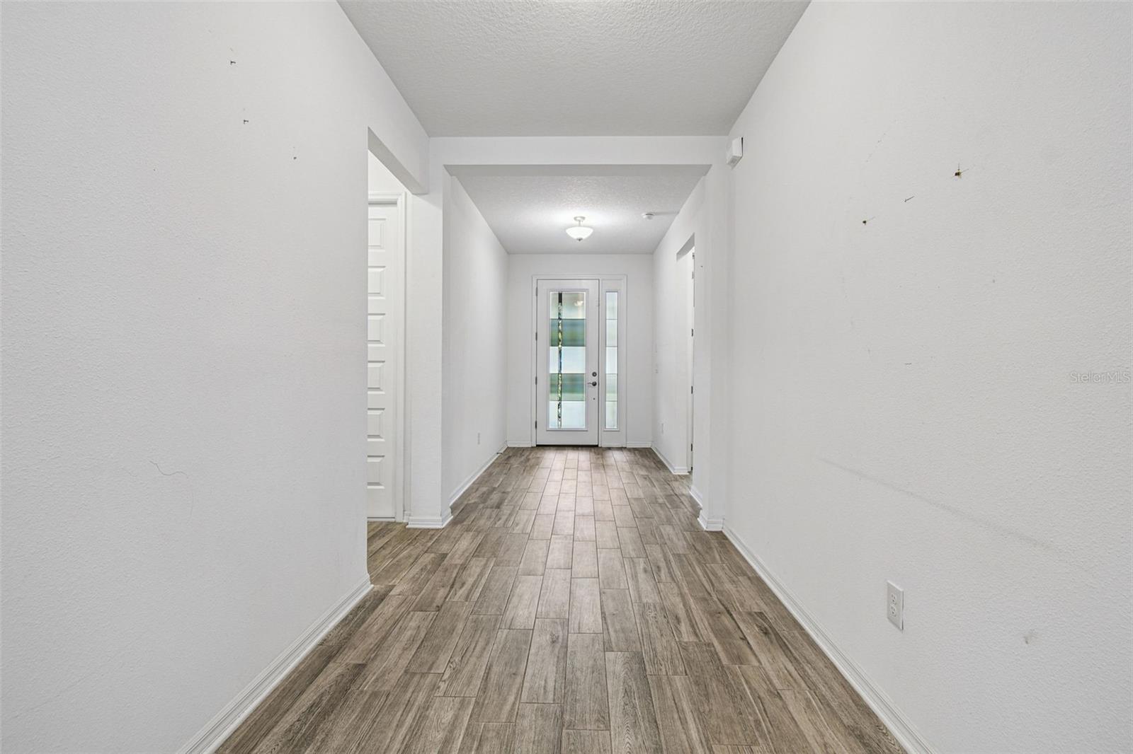 Image 7 of 54 For 10752 Green Harvest Drive