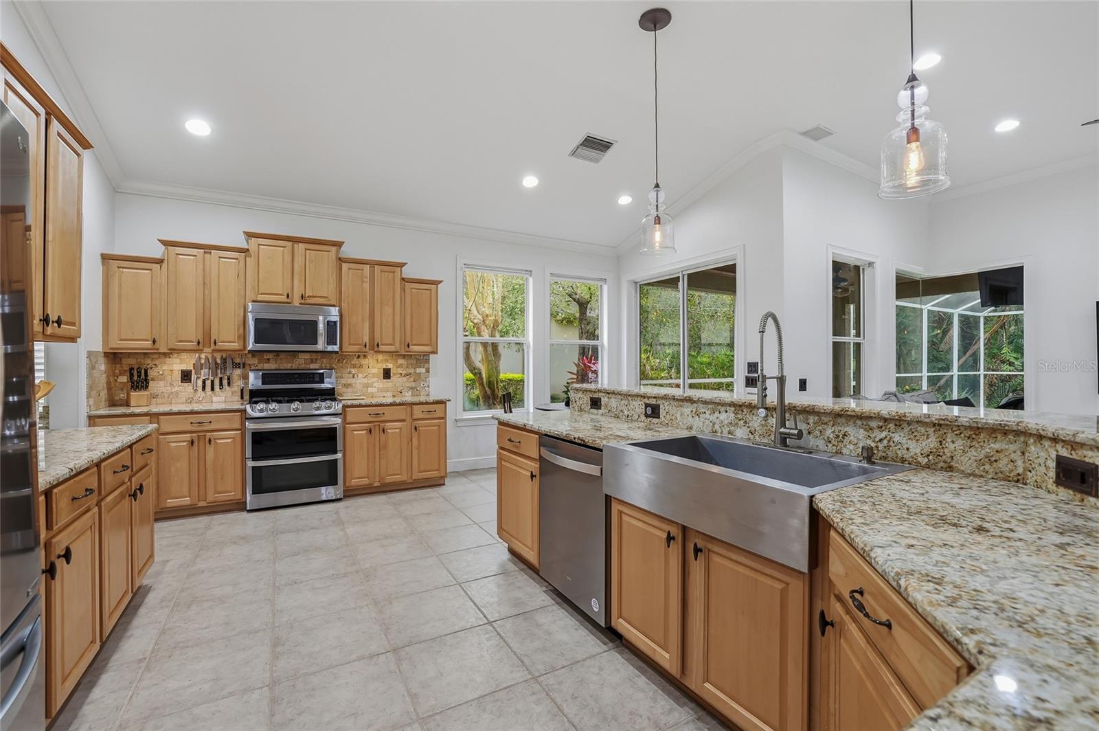 Image 14 of 57 For 10403 Applecross Lane