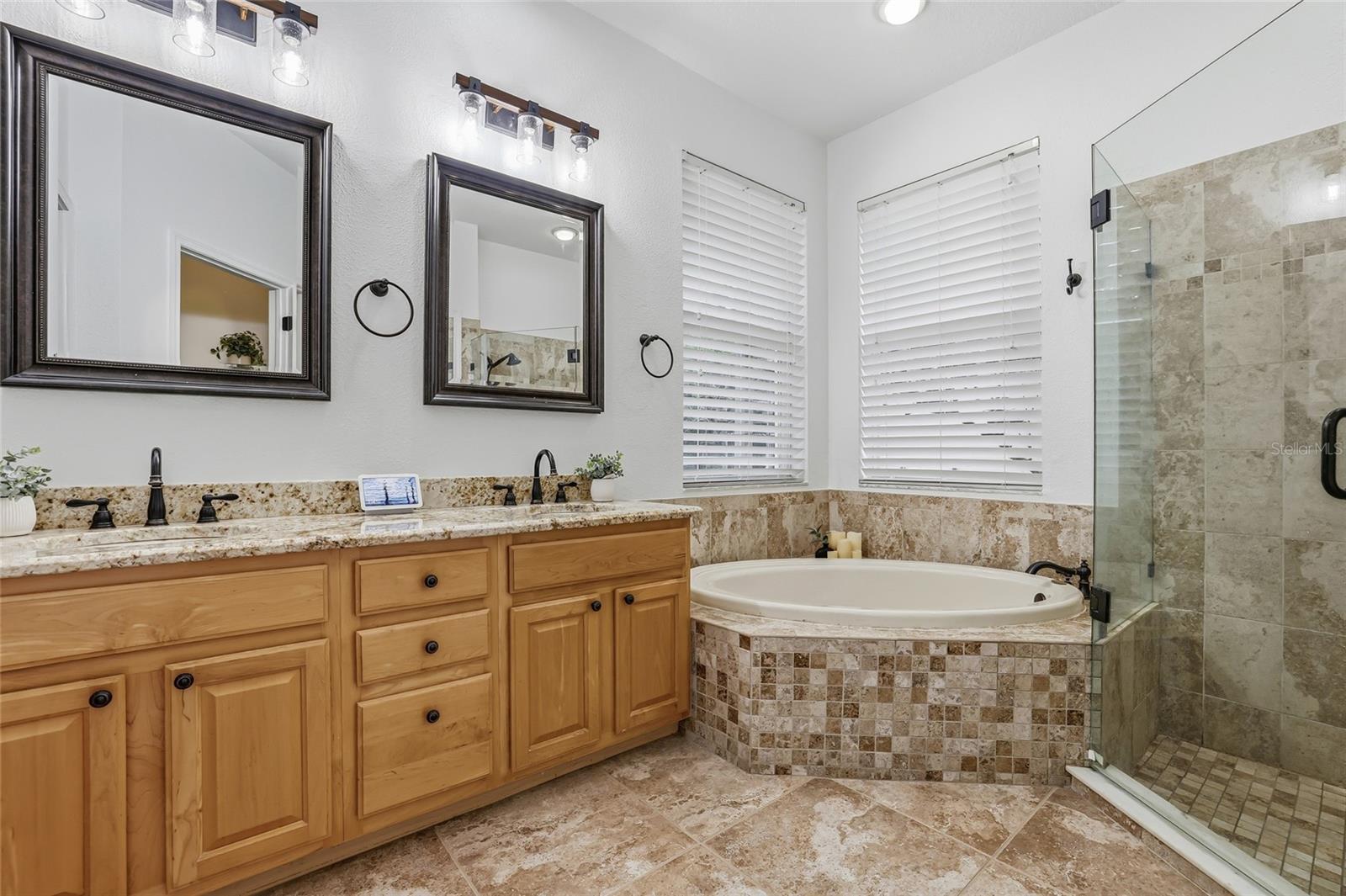 Image 24 of 57 For 10403 Applecross Lane