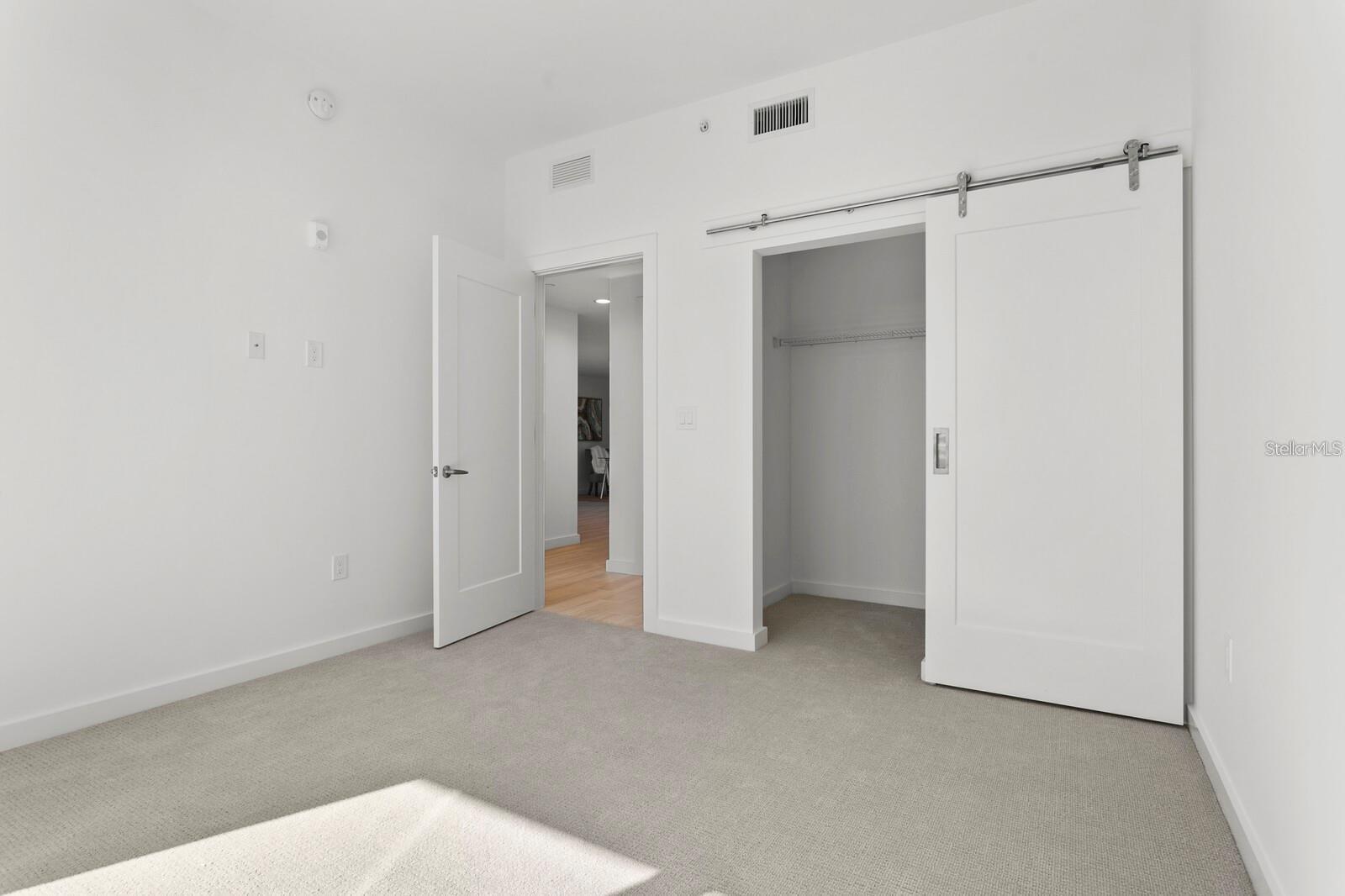 Image 16 of 28 For 920 Osceola Avenue 209