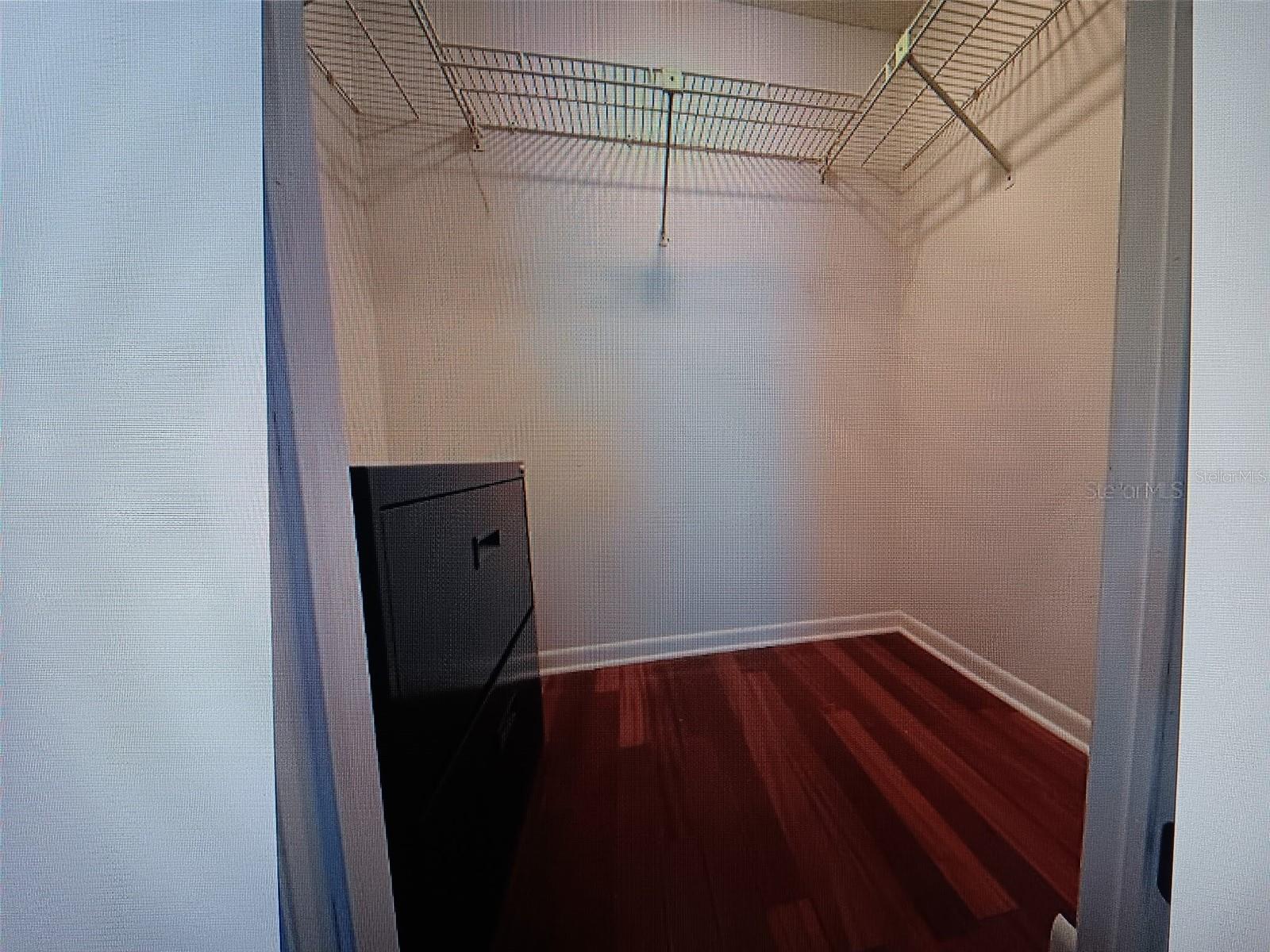 Image 11 of 14 For 6279 Sun Boulevard 103