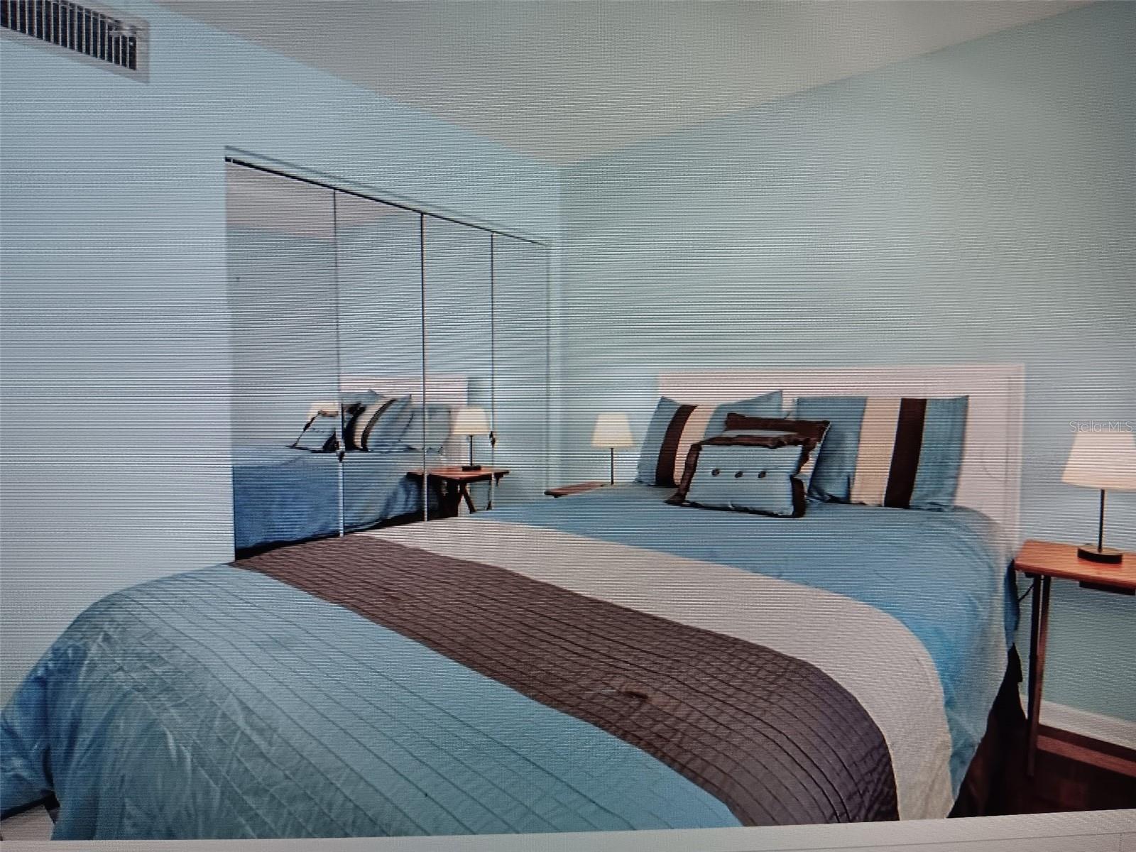 Image 12 of 14 For 6279 Sun Boulevard 103