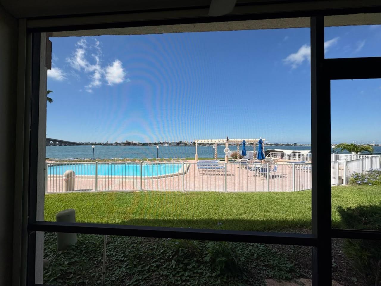 Image 2 of 14 For 6279 Sun Boulevard 103