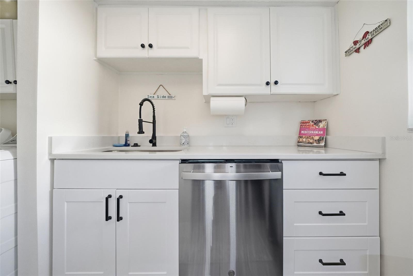 Image 11 of 86 For 1 Windrush Boulevard 35