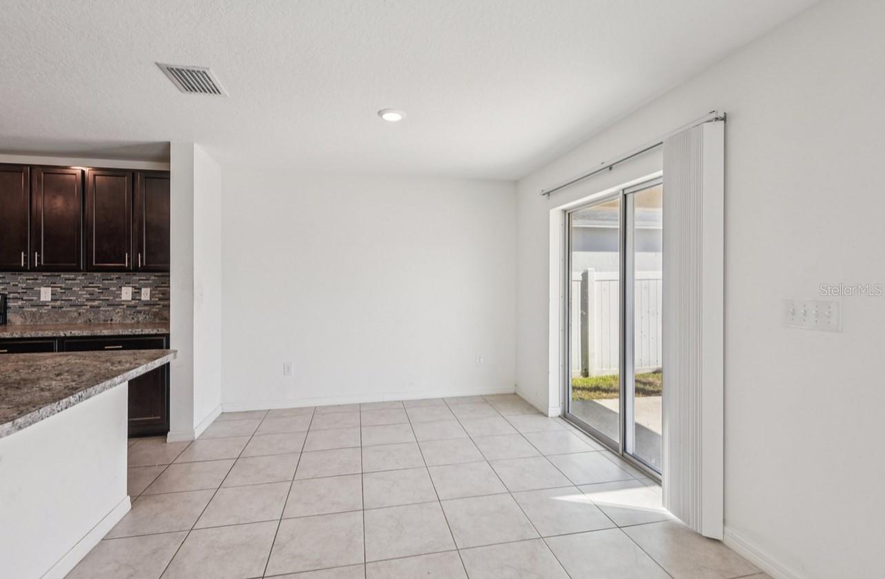 Image 10 of 49 For 7439 Northern Lights Drive