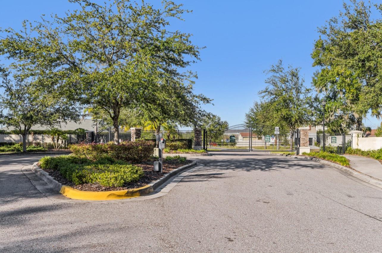 Image 36 of 49 For 7439 Northern Lights Drive