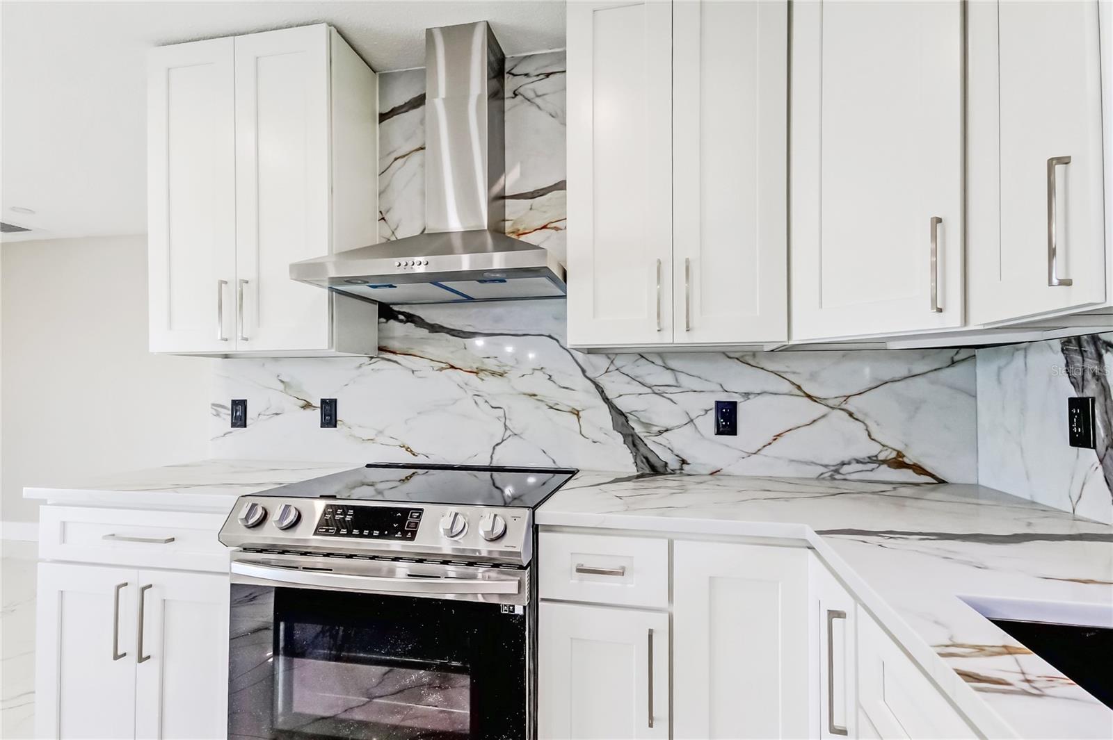 Image 11 of 70 For 1992 Arvis Circle E