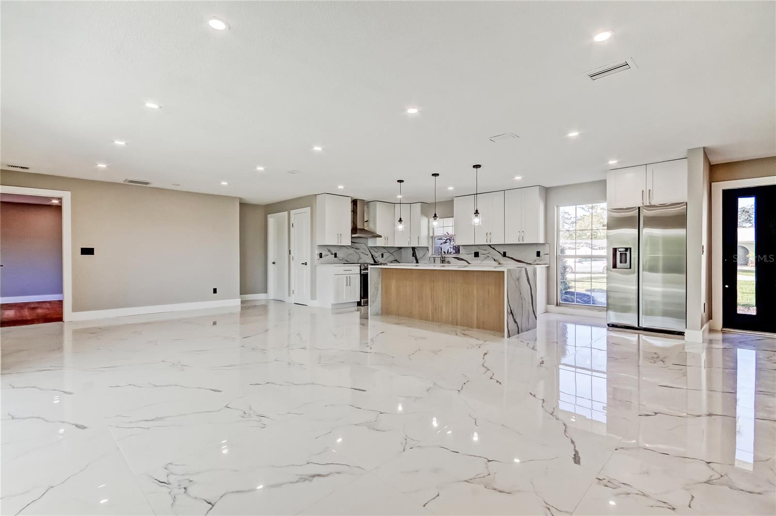 Image 18 of 70 For 1992 Arvis Circle E