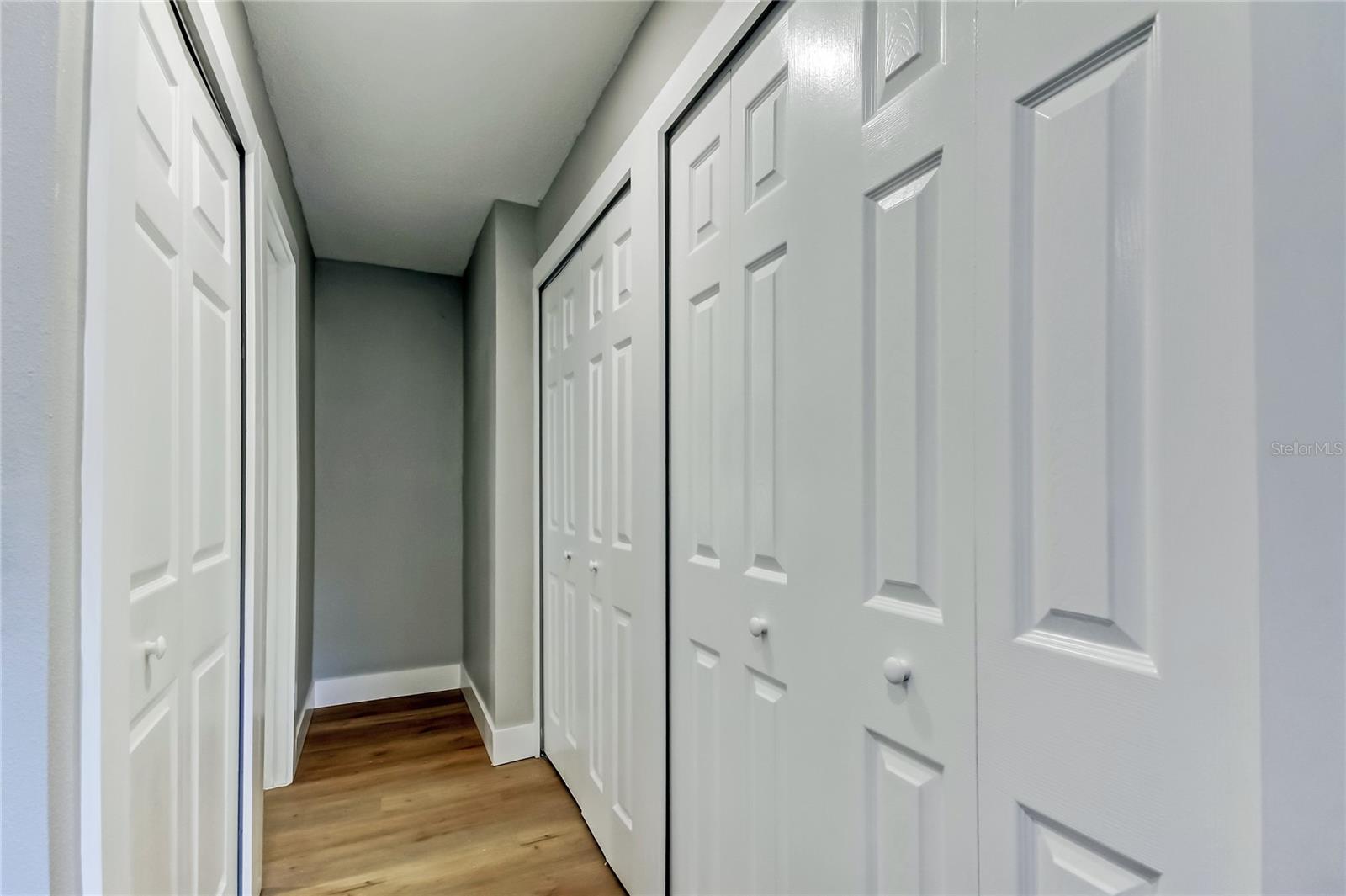 Image 44 of 70 For 1992 Arvis Circle E