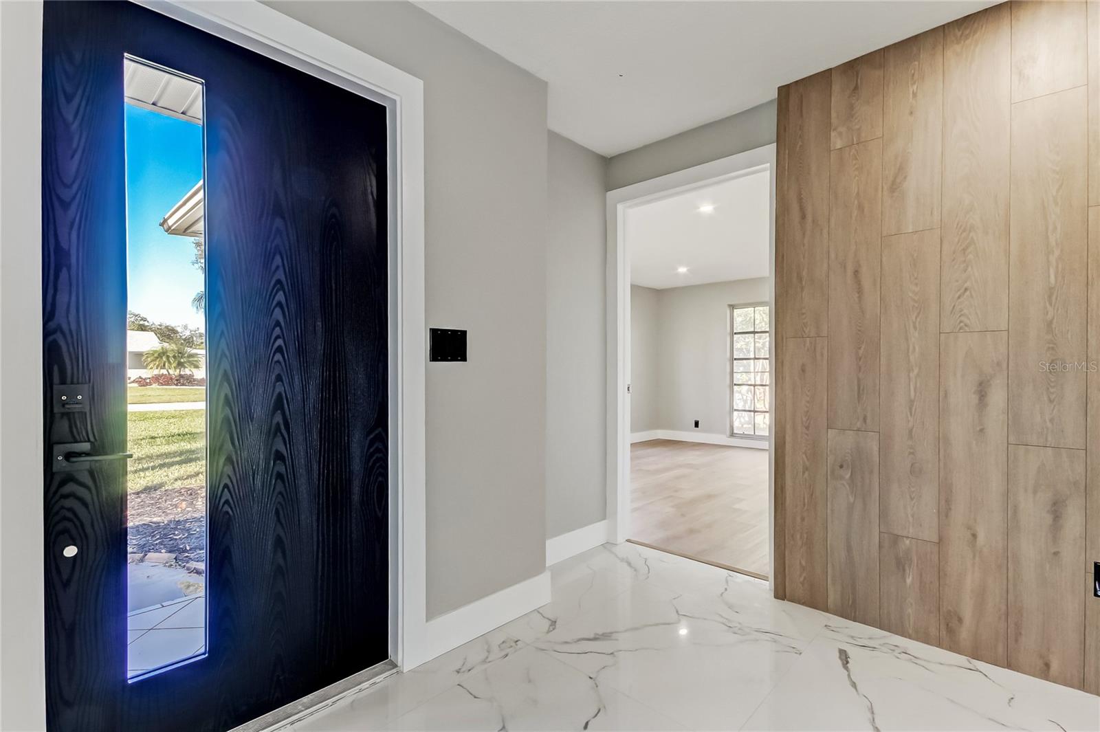 Image 5 of 70 For 1992 Arvis Circle E