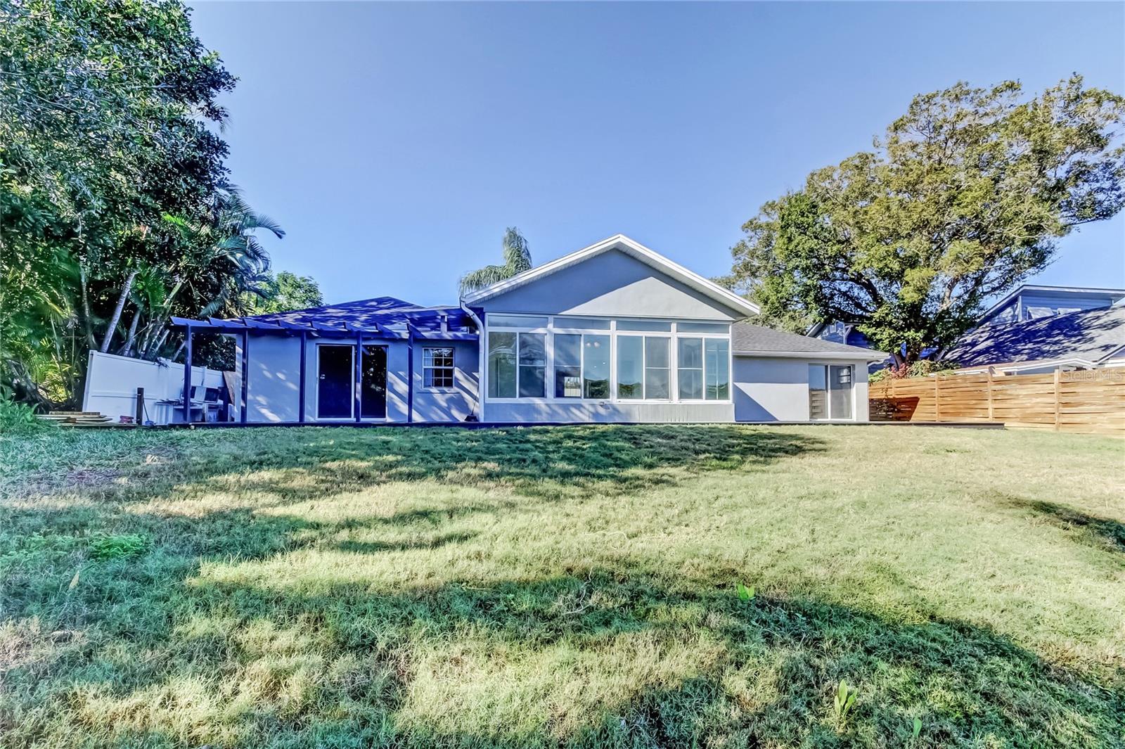 Image 56 of 70 For 1992 Arvis Circle E