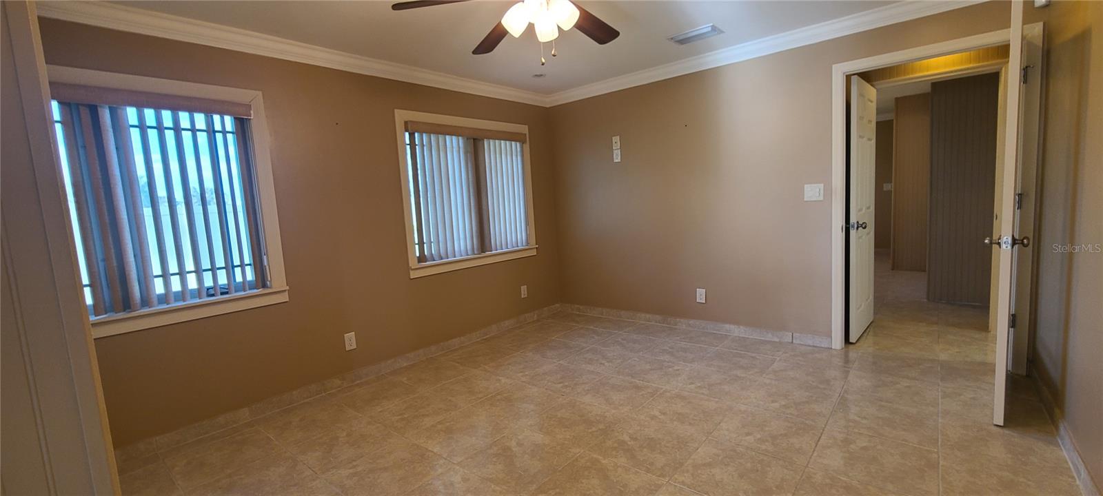 Image 27 of 67 For 514 Brandon Avenue