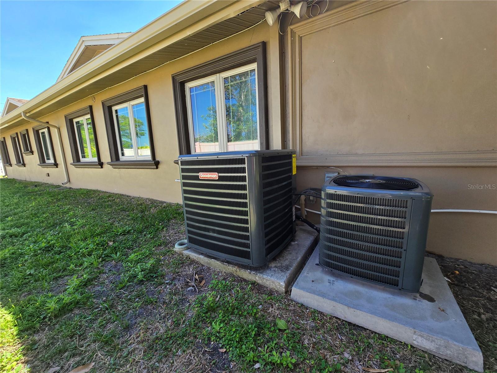 Image 44 of 67 For 514 Brandon Avenue