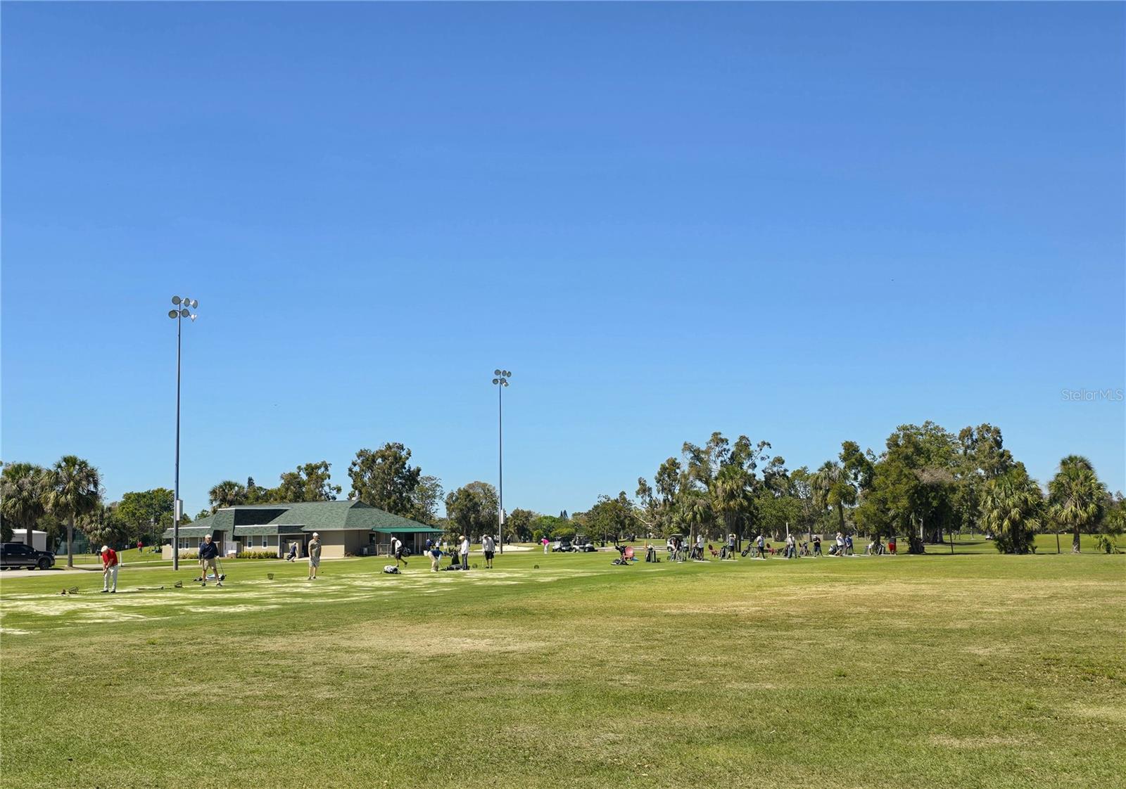 Image 54 of 67 For 514 Brandon Avenue