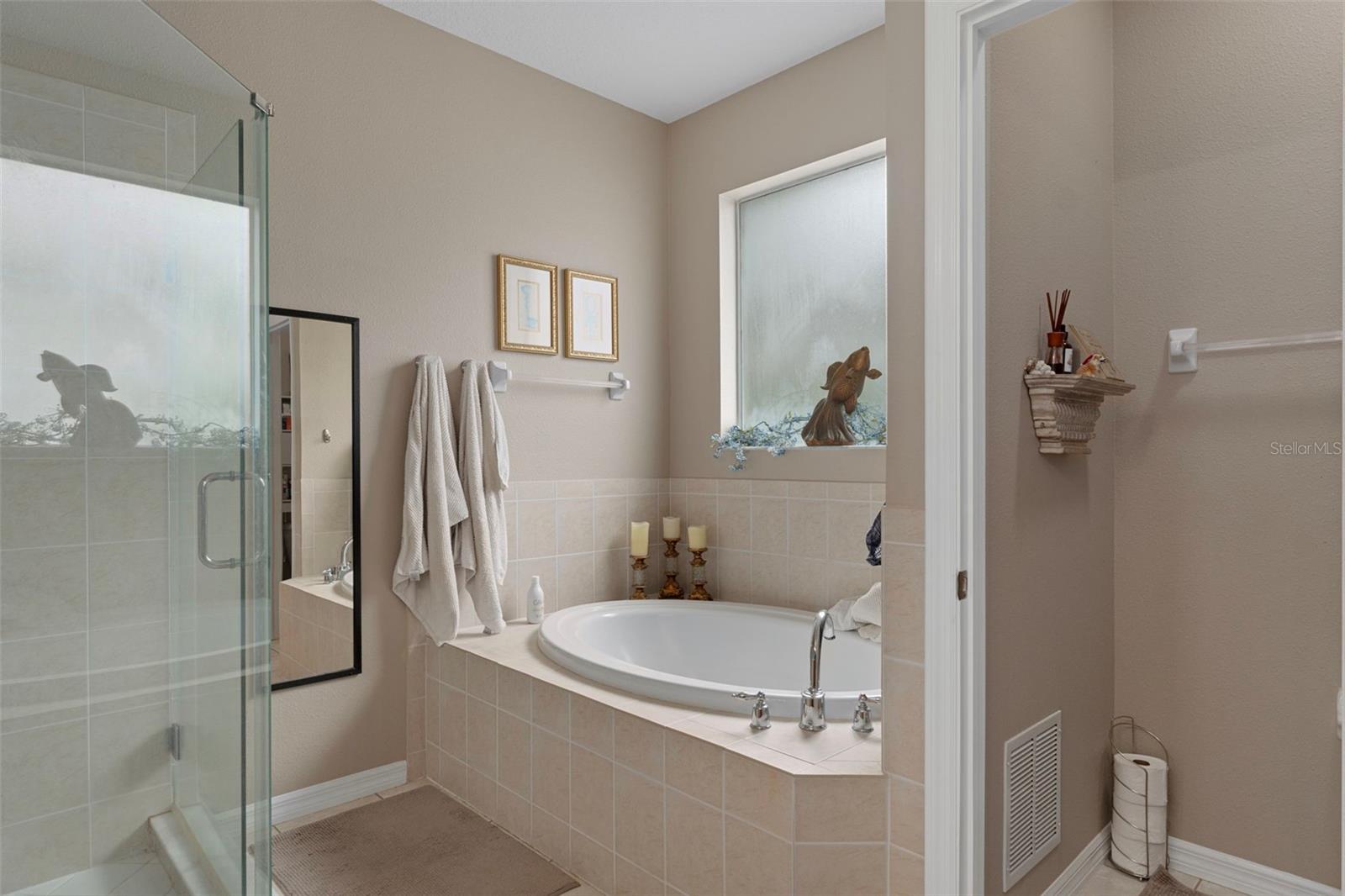 Image 24 of 79 For 4403 Copper Hill Drive