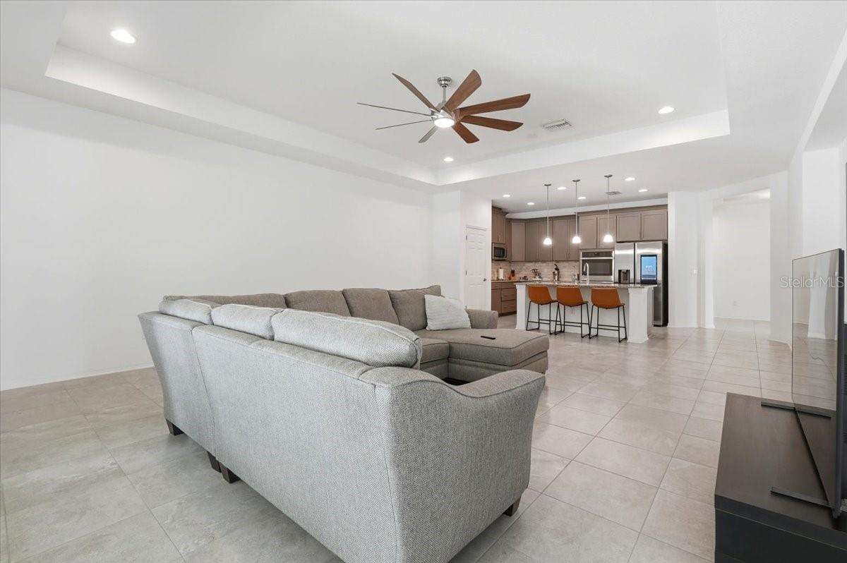 Image 11 of 34 For 4130 Solamor Street