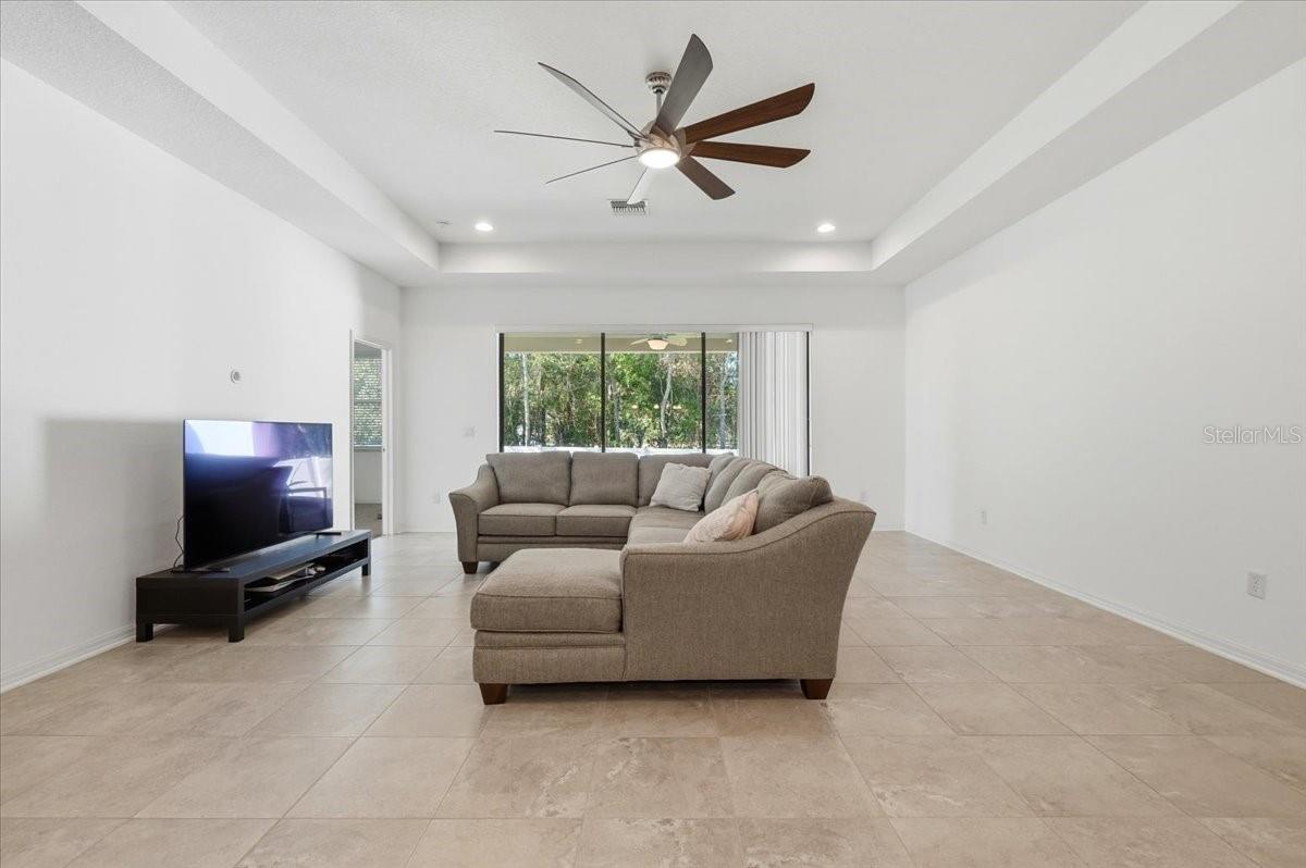 Image 9 of 34 For 4130 Solamor Street