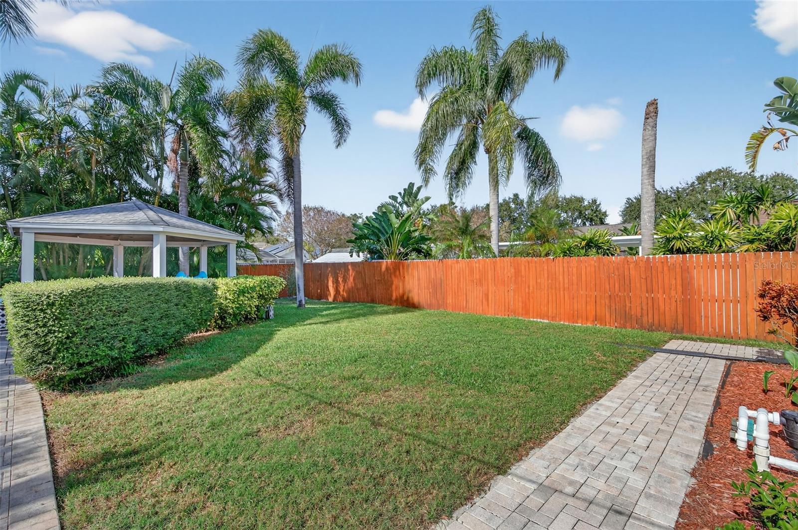 Image 27 of 31 For 7050 75th Street N