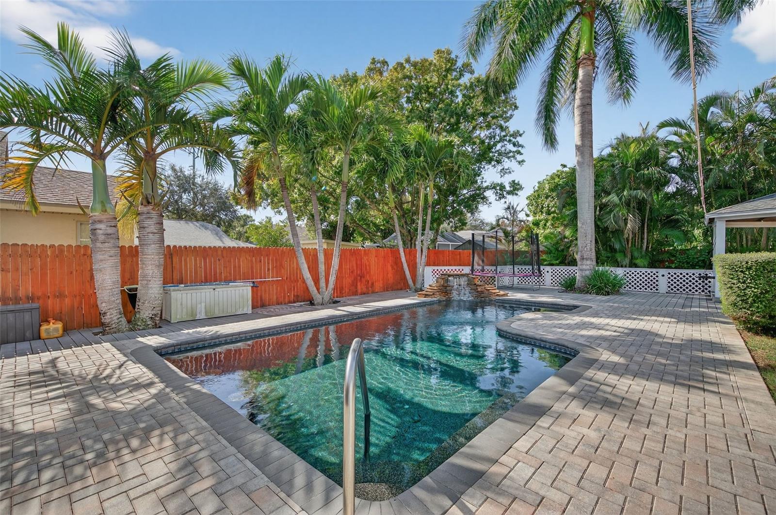 Image 5 of 31 For 7050 75th Street N