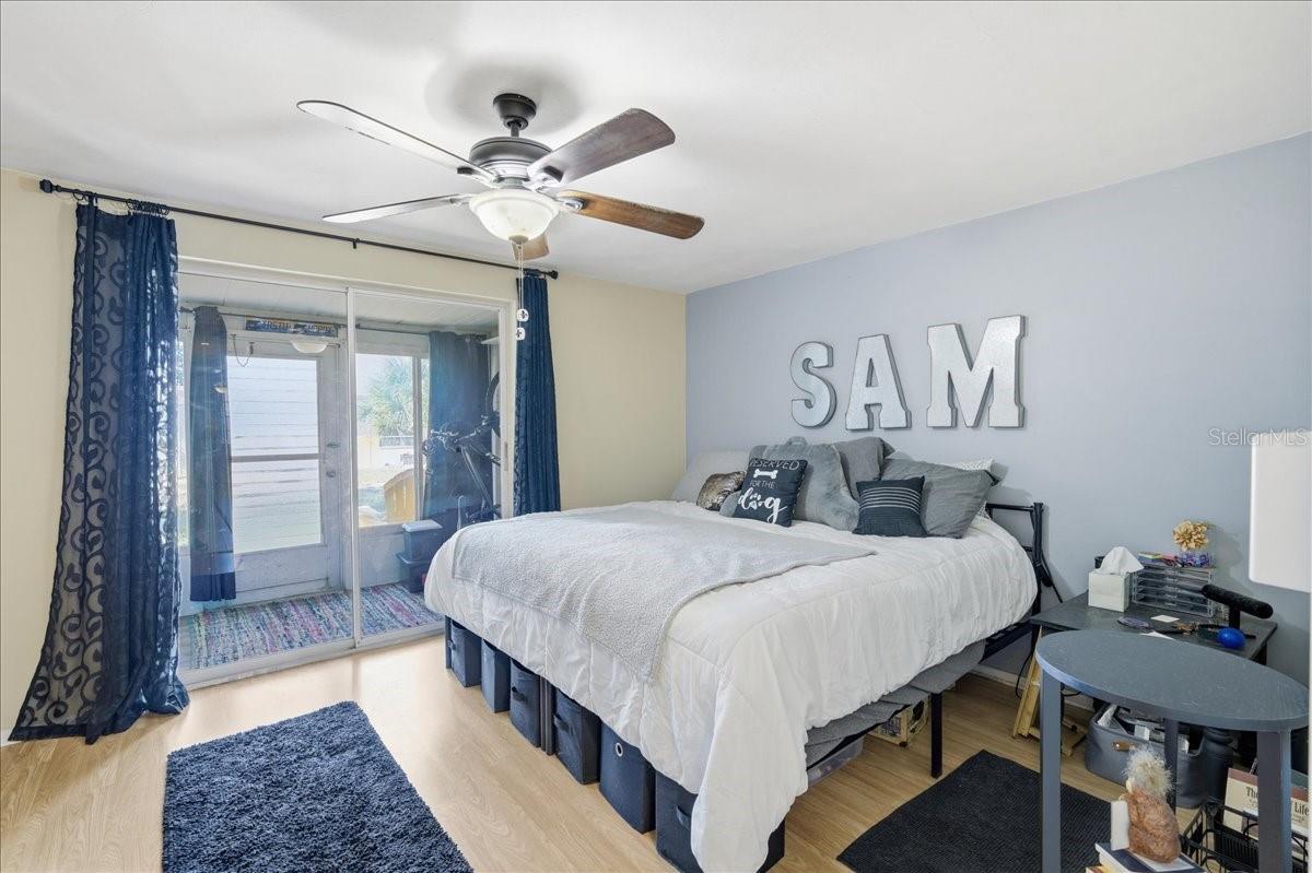 Listing photo id 10 for 4219 Terrapin Place