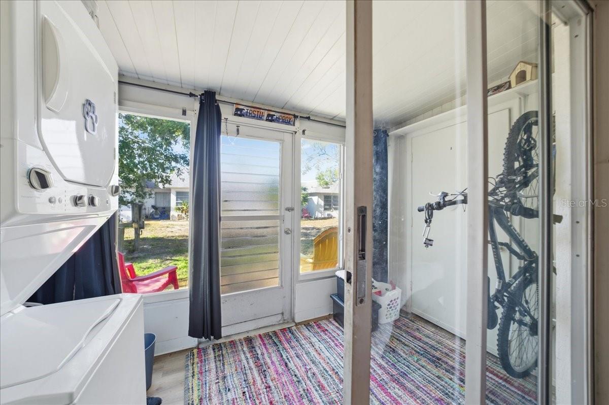 Listing photo id 14 for 4219 Terrapin Place