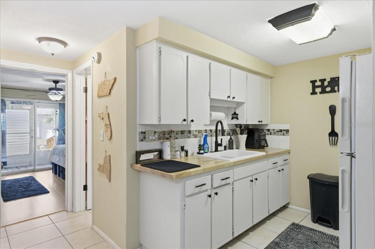 Listing photo id 4 for 4219 Terrapin Place