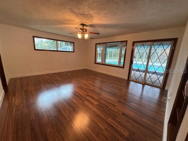 Image 10 of 61 For 712 Timberlane Drive