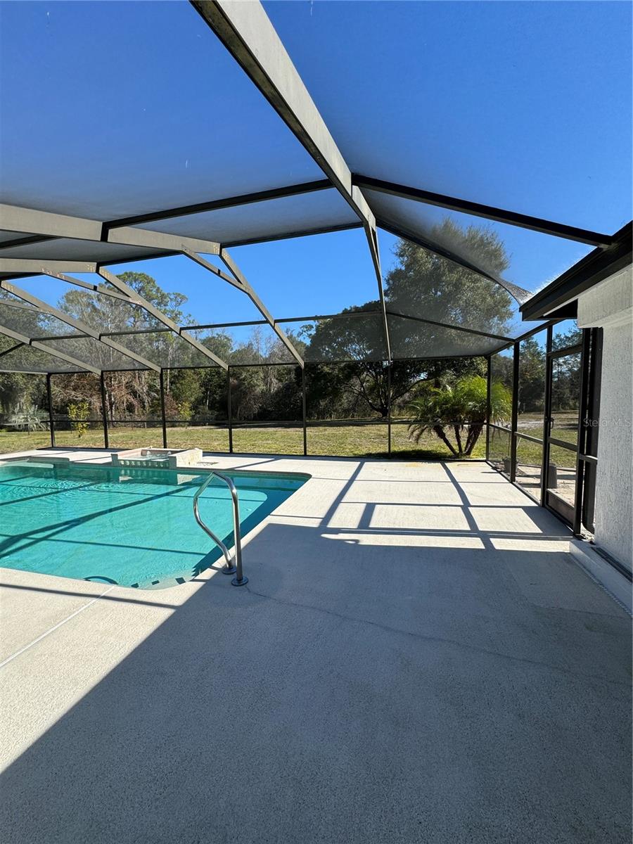 Image 14 of 45 For 7565 Jomel Drive