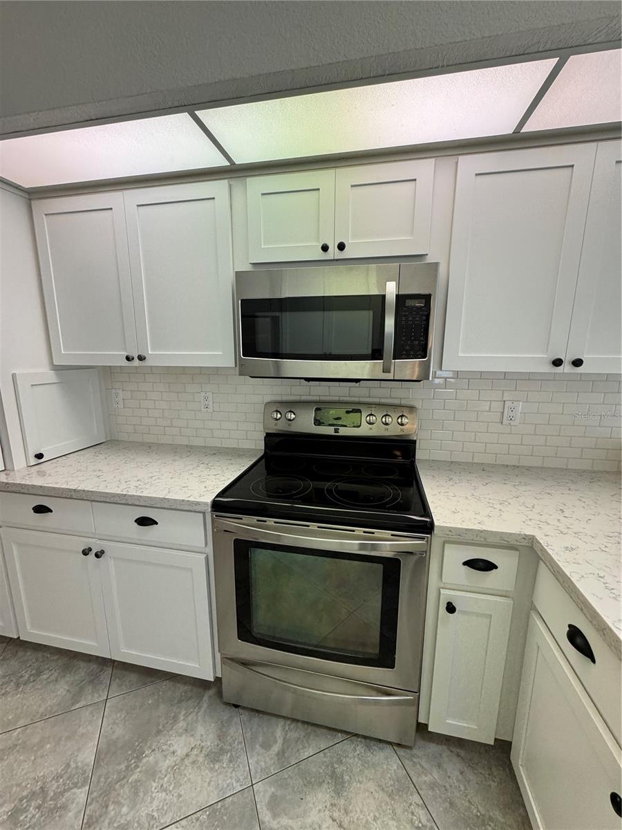 Image 26 of 45 For 7565 Jomel Drive