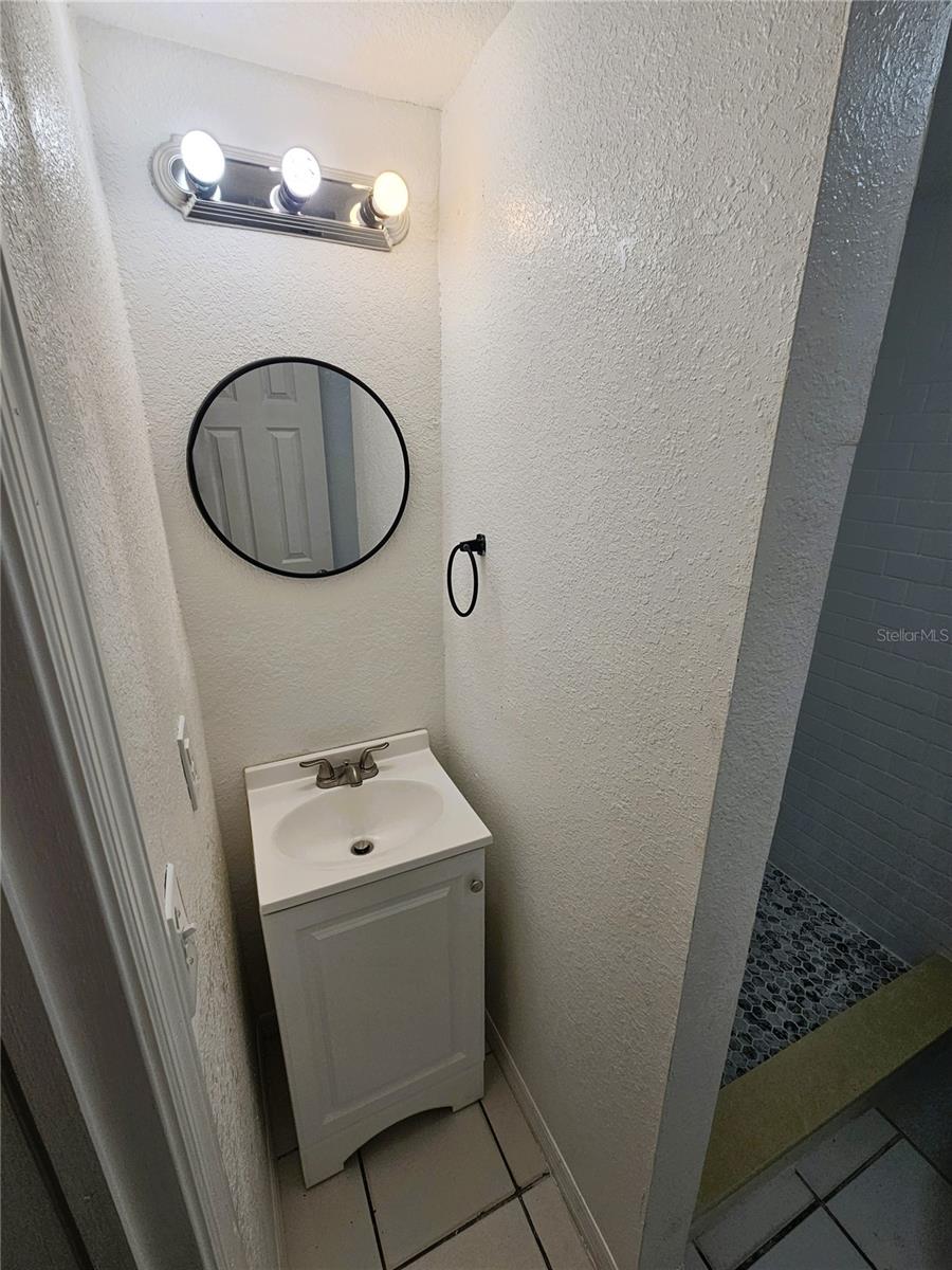 Image 10 of 17 For 4431 Atwater Drive B