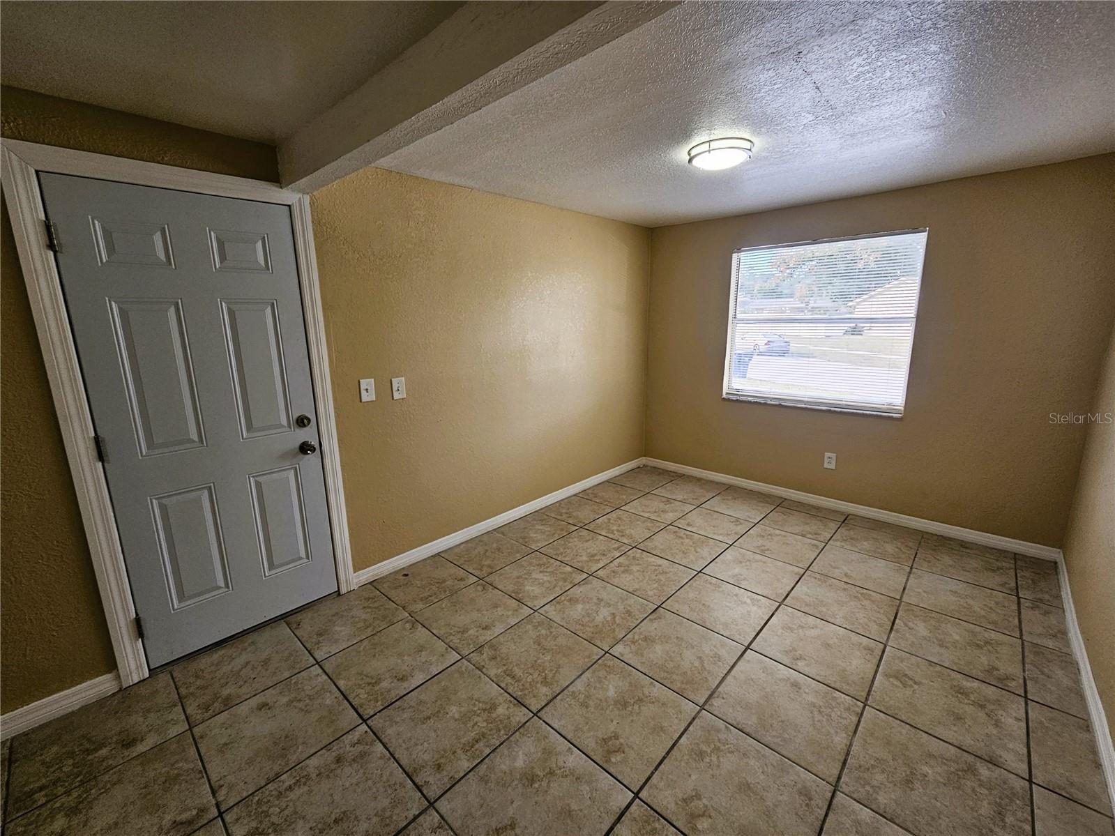 Image 4 of 17 For 4431 Atwater Drive B